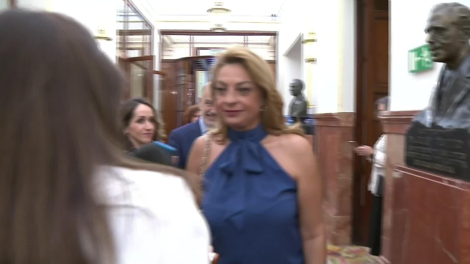J014-CONGRESO PASILLOS 1