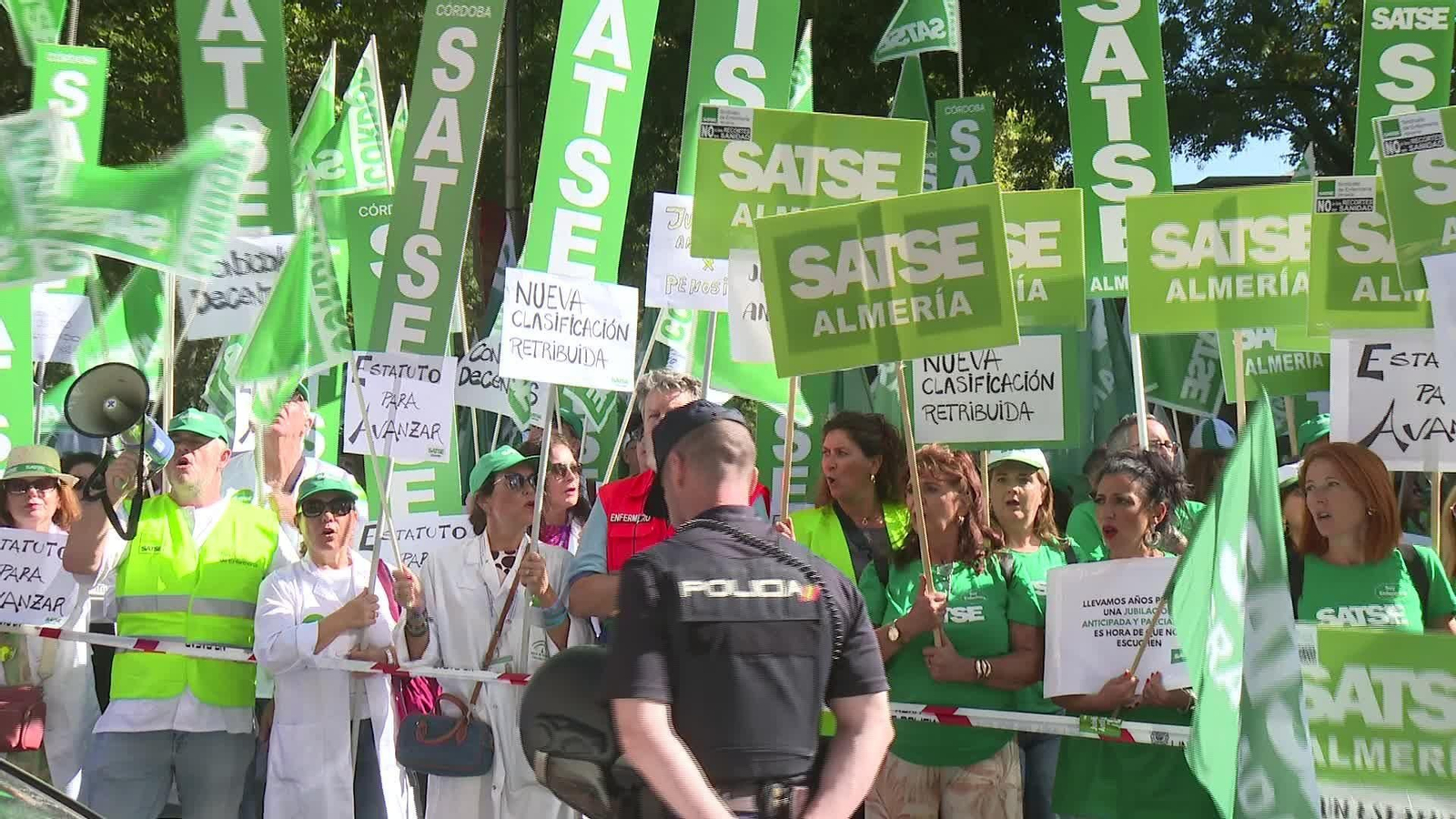 X036-MADRID PROTESTA MEDICOS ESTATUTO MARCO
