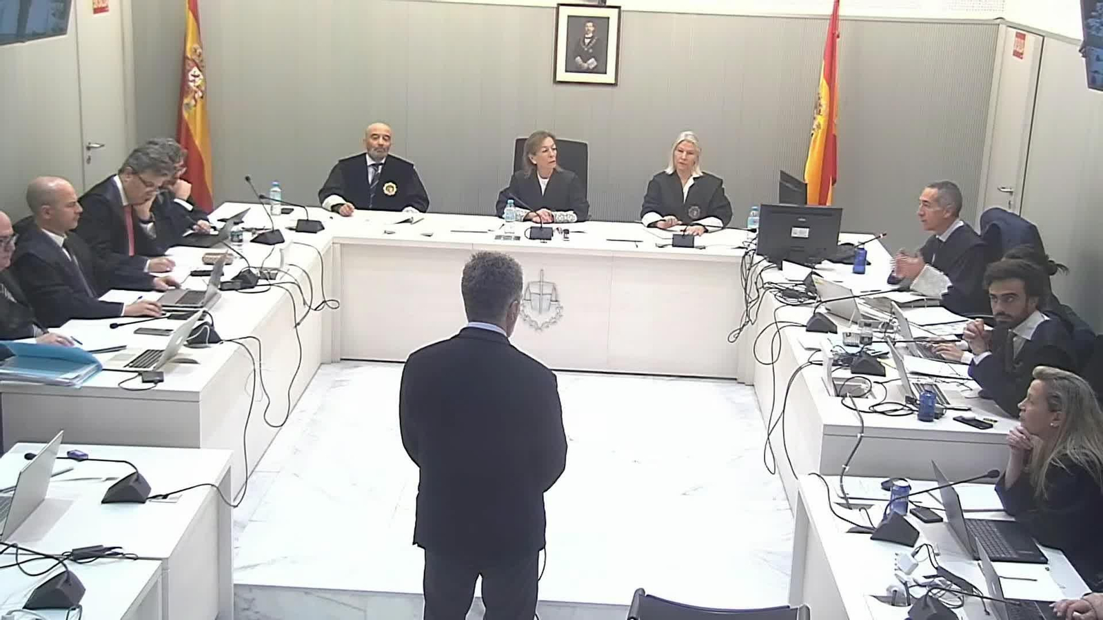 X023-MADRID JUICIO KITCHEN COSIDO