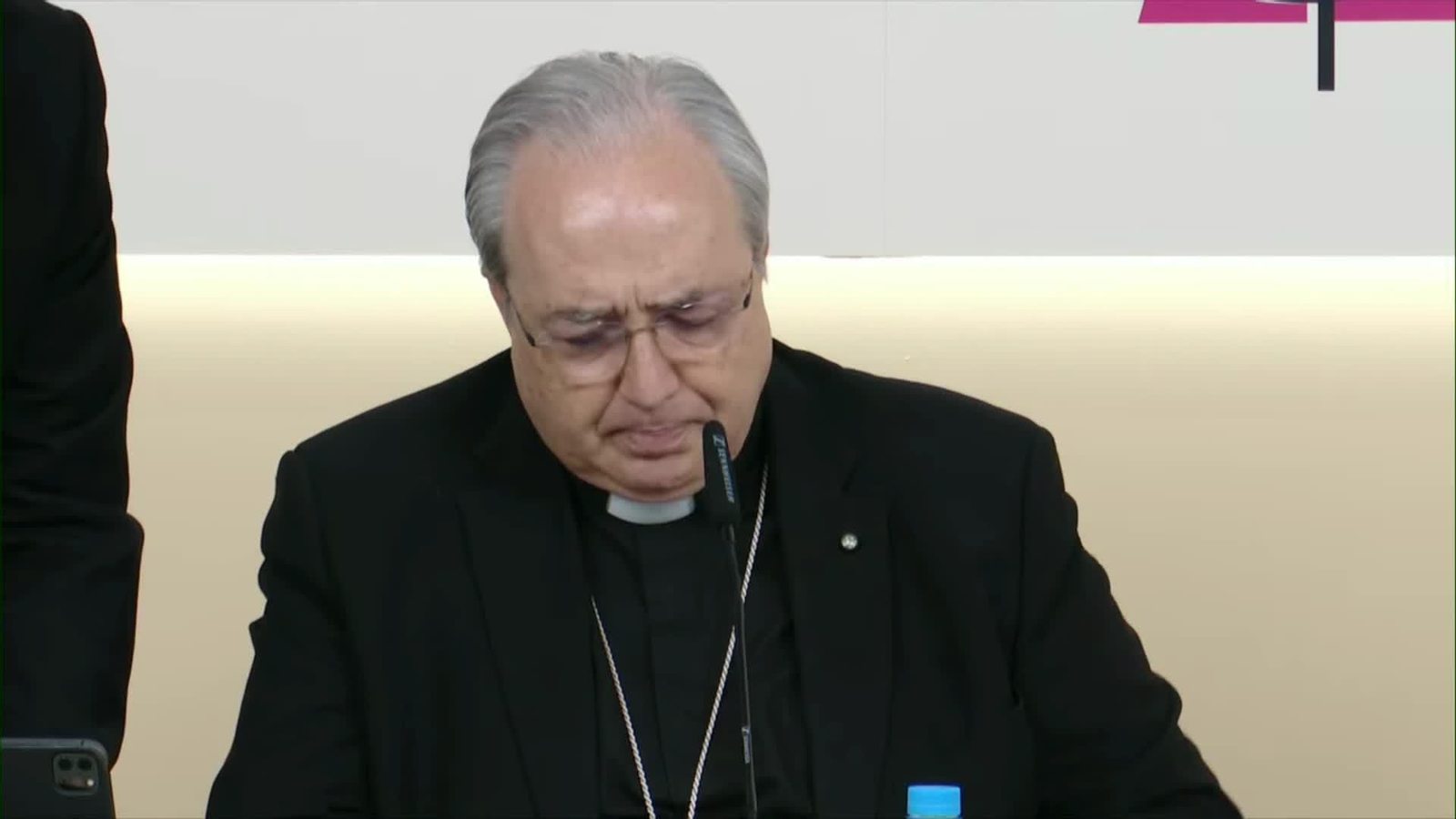 V026-MADRID RP CONFERENCIA EPISCOPAL