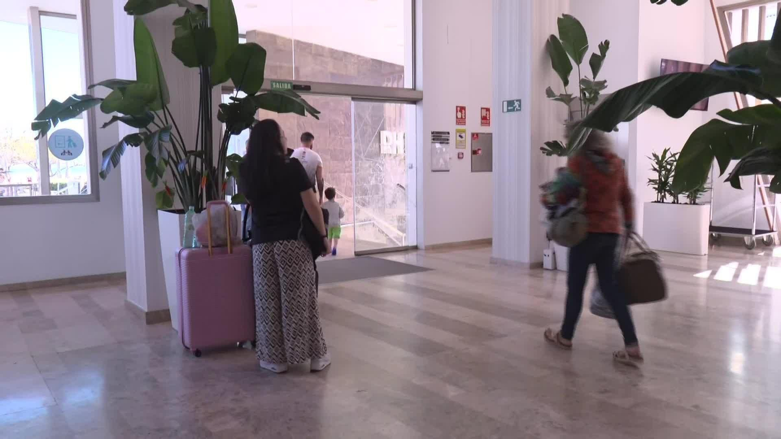 L044-VALENCIA HOTELES ROZAN LLENO