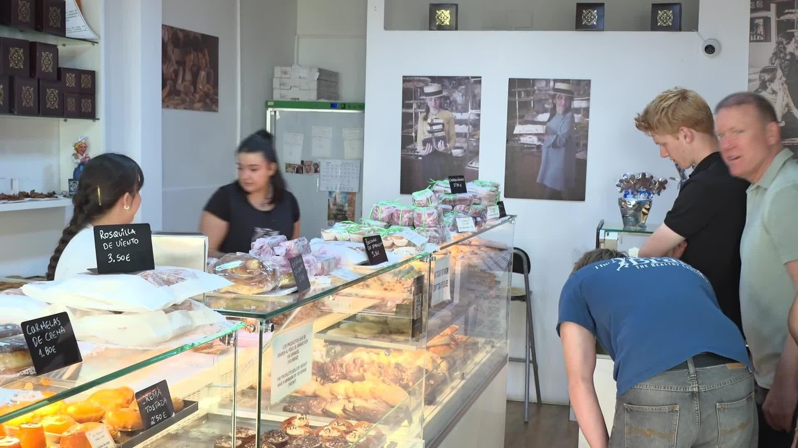 S027-SEVILLA TRABAJO Y SEMANA SANTA