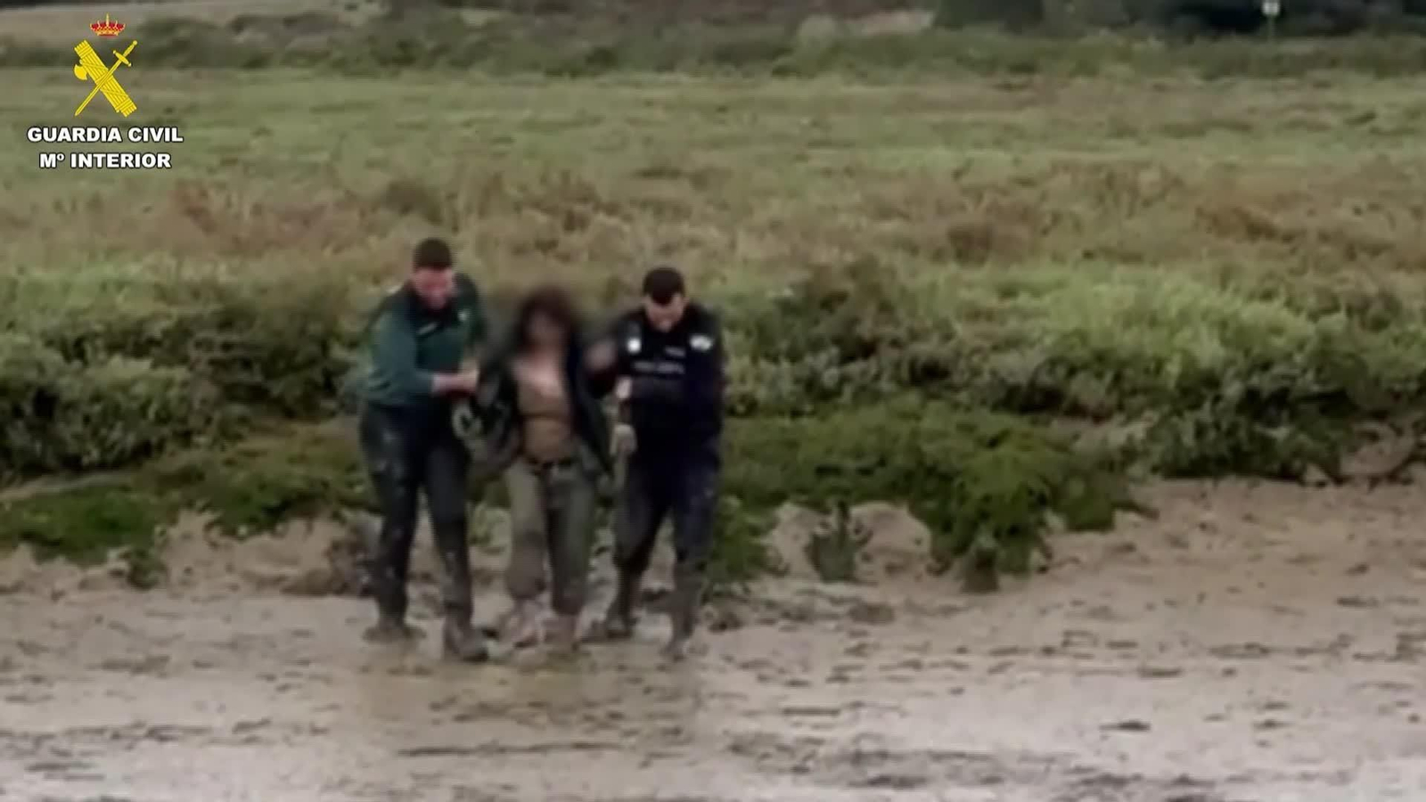 L060-IMAGENES GC HUELVA CARTAYA RESCATE MUJER LODAZAL