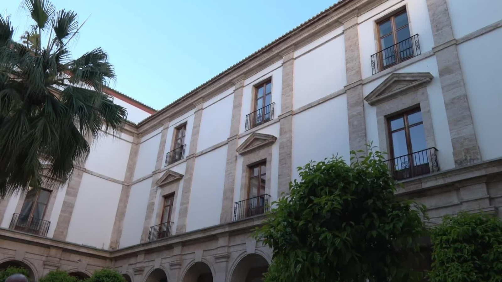 J085-VALENCIA ANA REDONDO REUNION COFRADES