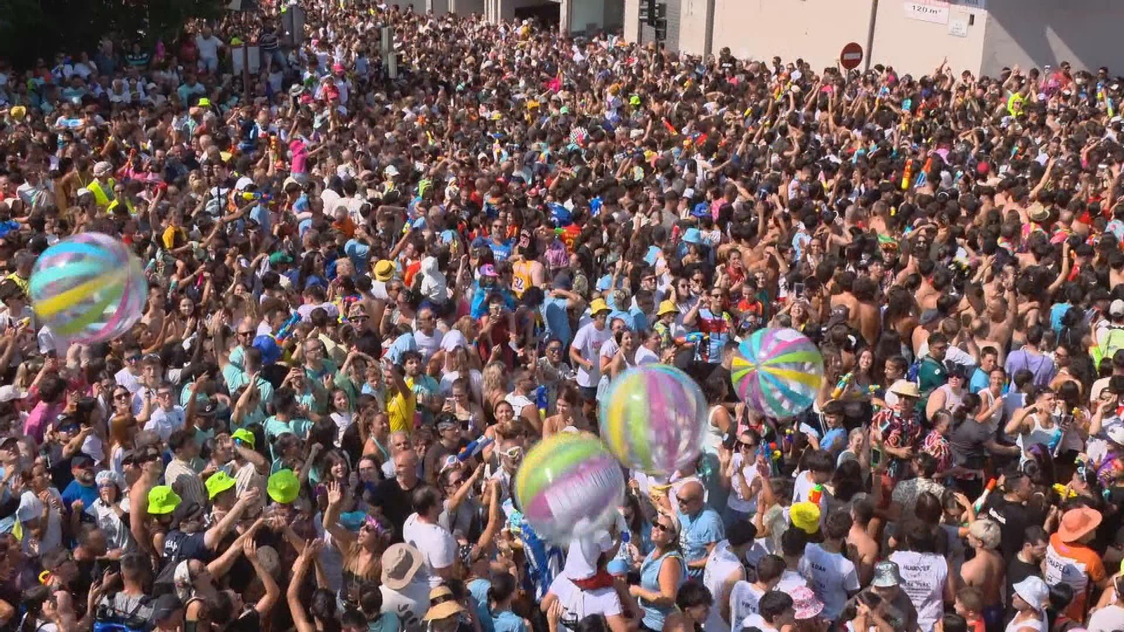 fiesta del agua vilagarcia