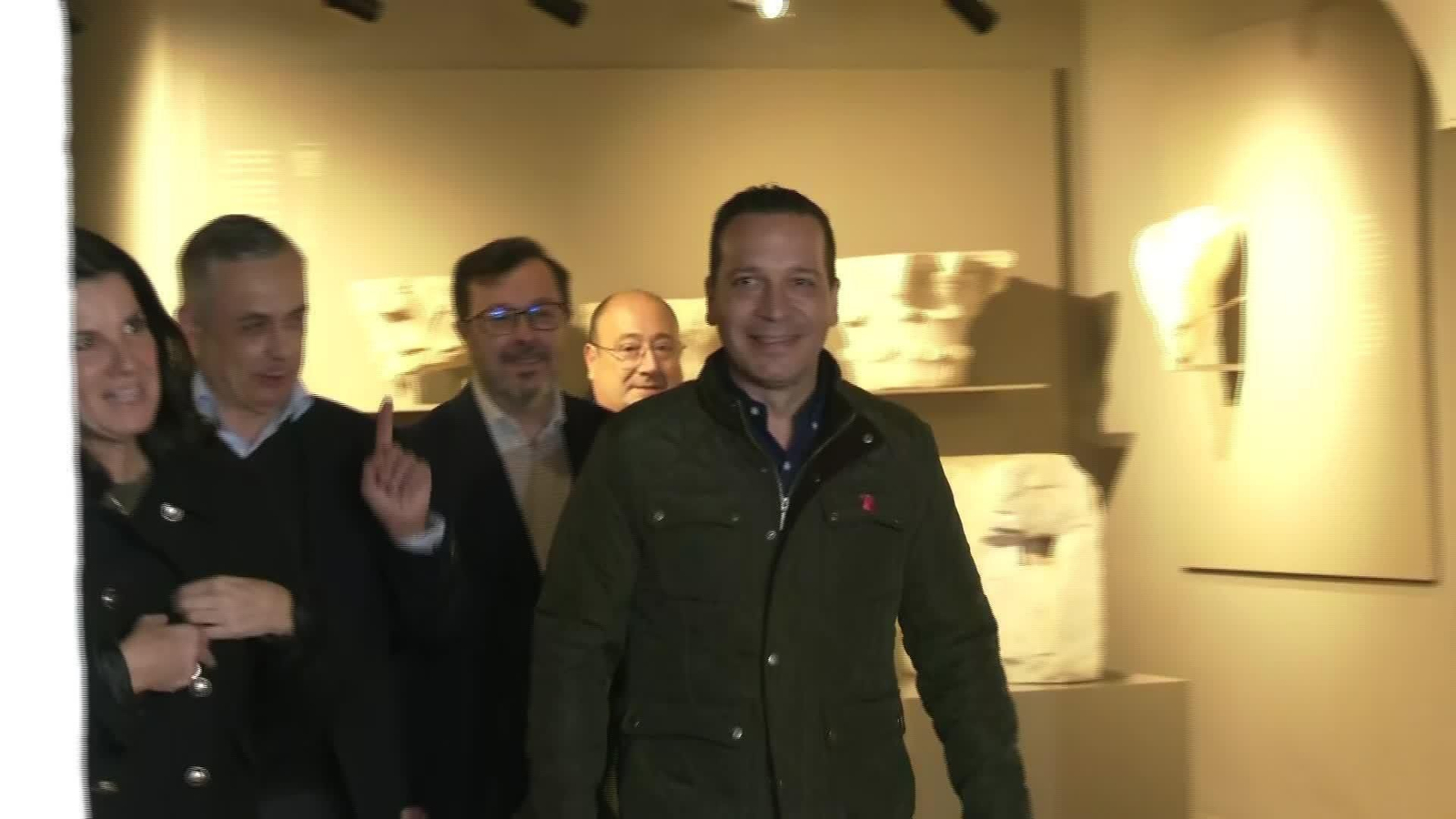 D053-MERIDA LLEGADA OSCAR FDEZ SEDE NOCHE ELECTORAL