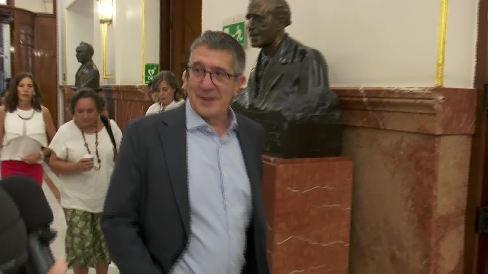 X014-MADRID PASILLOS CONGRESO