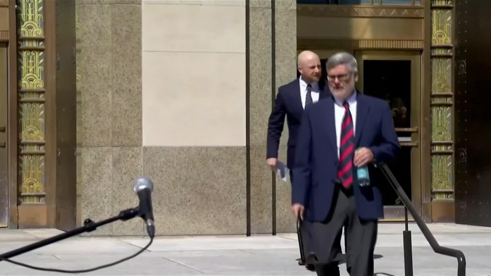 J007-ESTADOS UNIDOS RP ABOGADO EJECUTADA