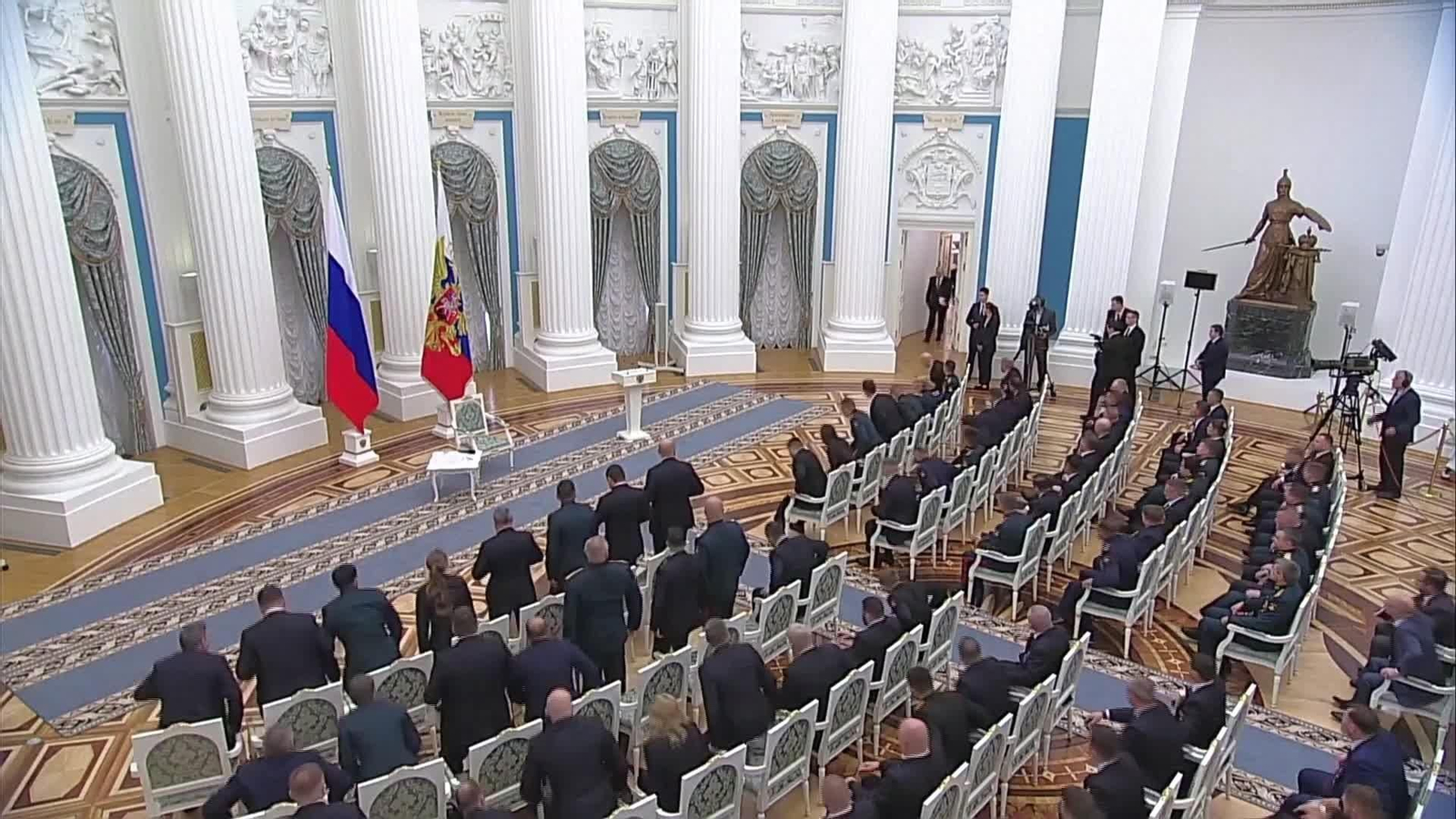 V058-RUSIA PUTIN SOBRE ATAQUE EN LUGANKS