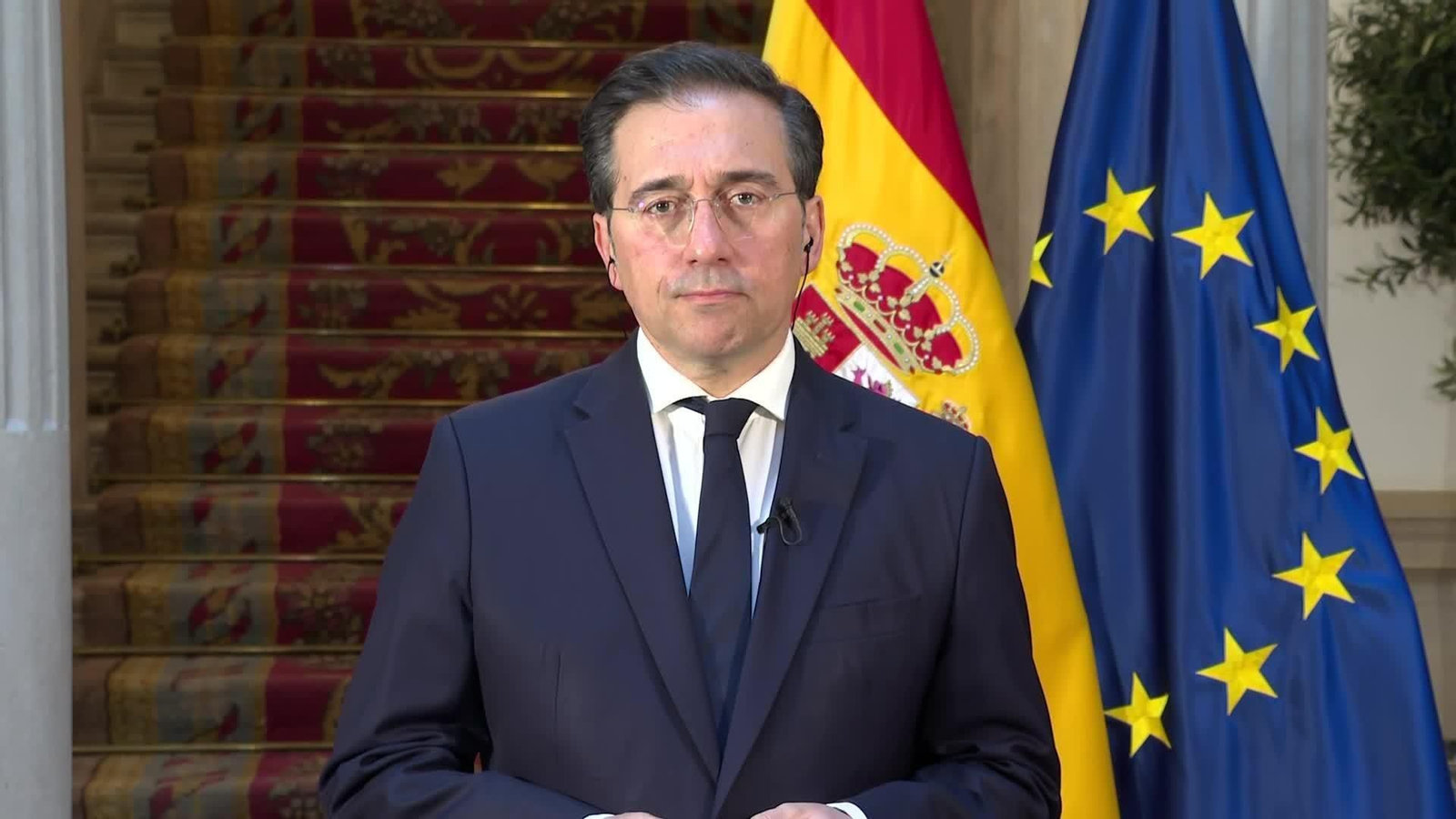 L013-MADRID ENTREVISTA ALBARES MEDIASET