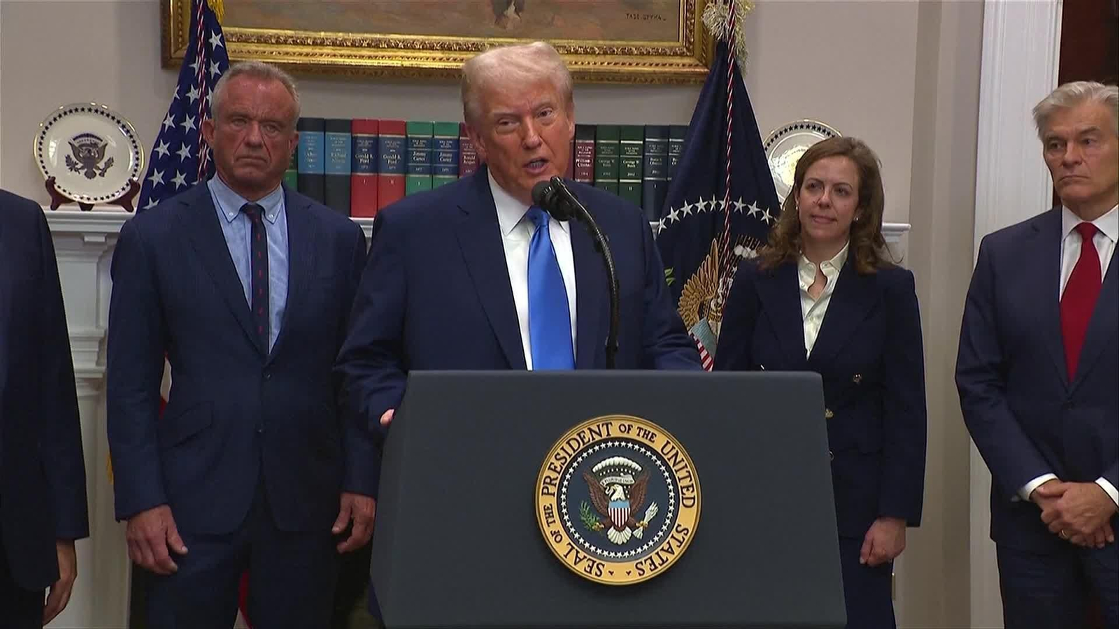 M009-EEUU POLEMICA TRUMP TILENOL