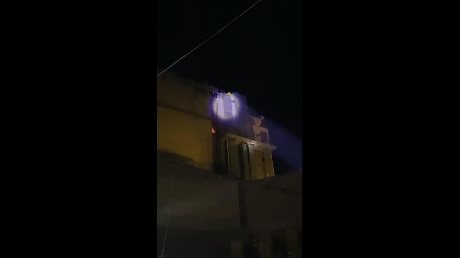 J661-IRAK RESUMEN INCENDIO CENTRO COMERCIAL