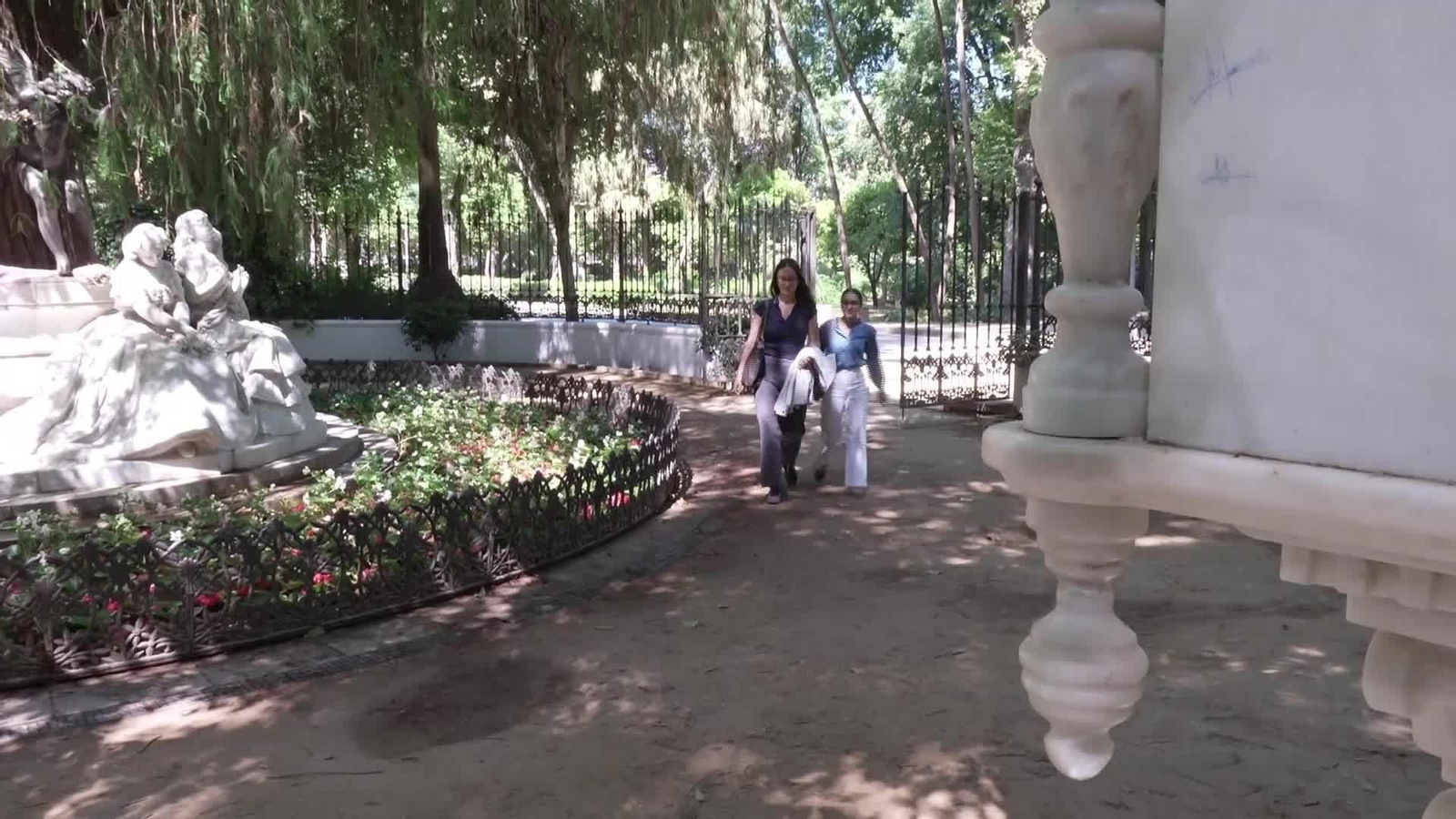 M011-SEVILLA POEMAS BECQUER