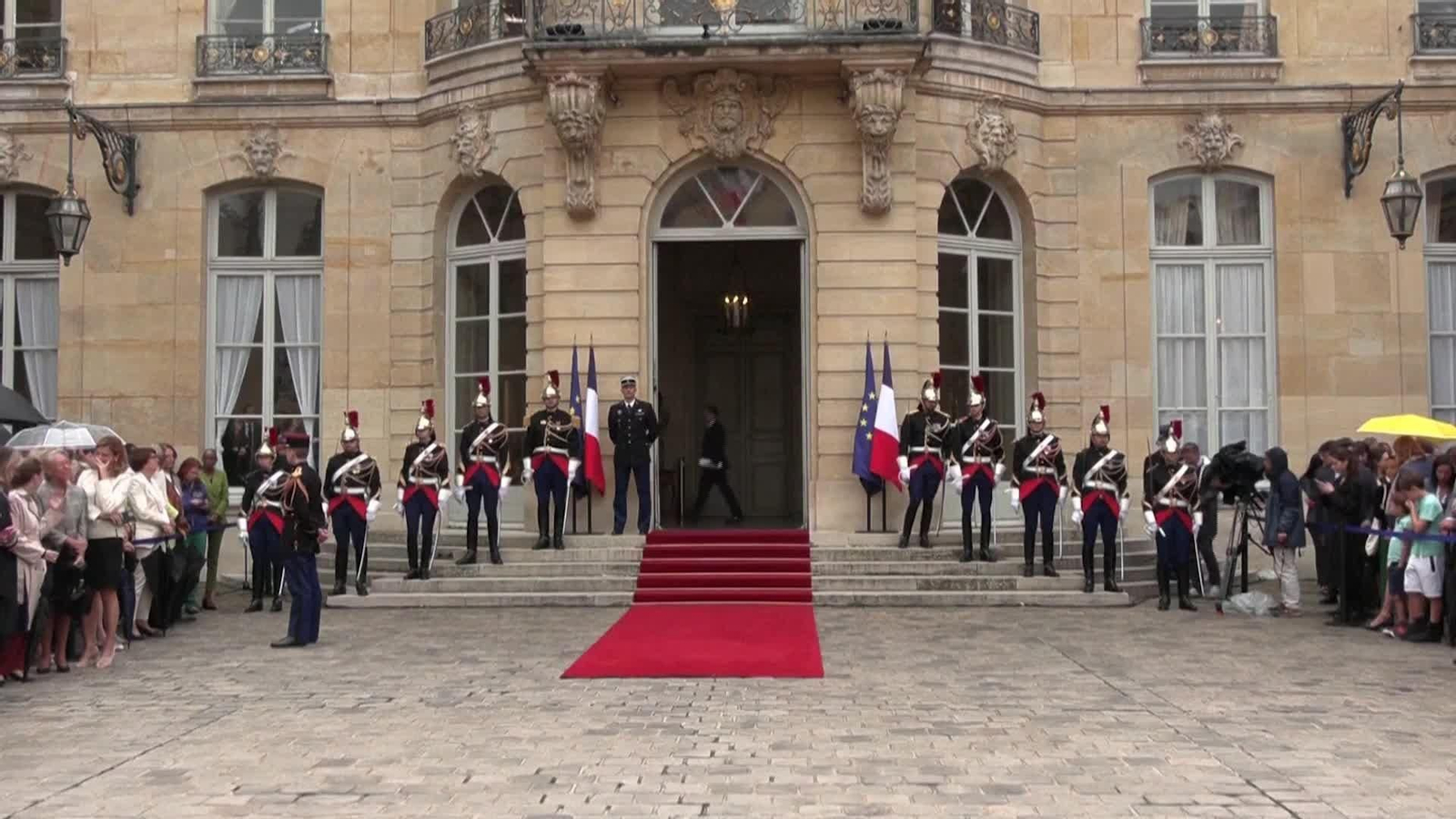 X063-FRANCIA TRASPASO PODERES
