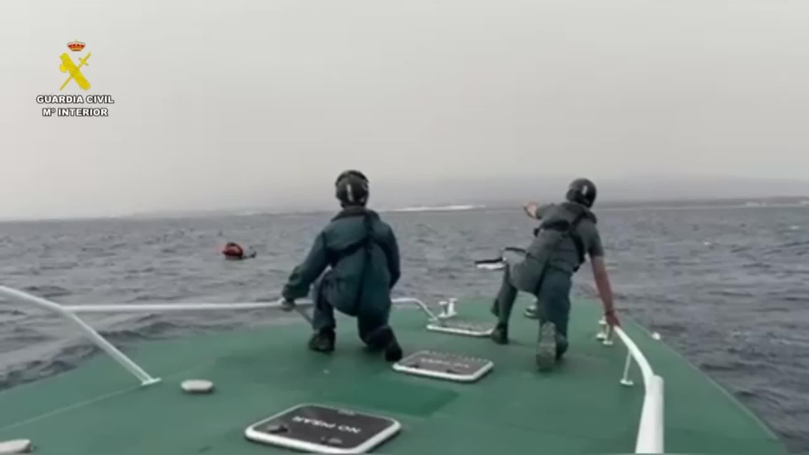 S044-IMAGENES GC ALMERIA RESCATE SURFISTA