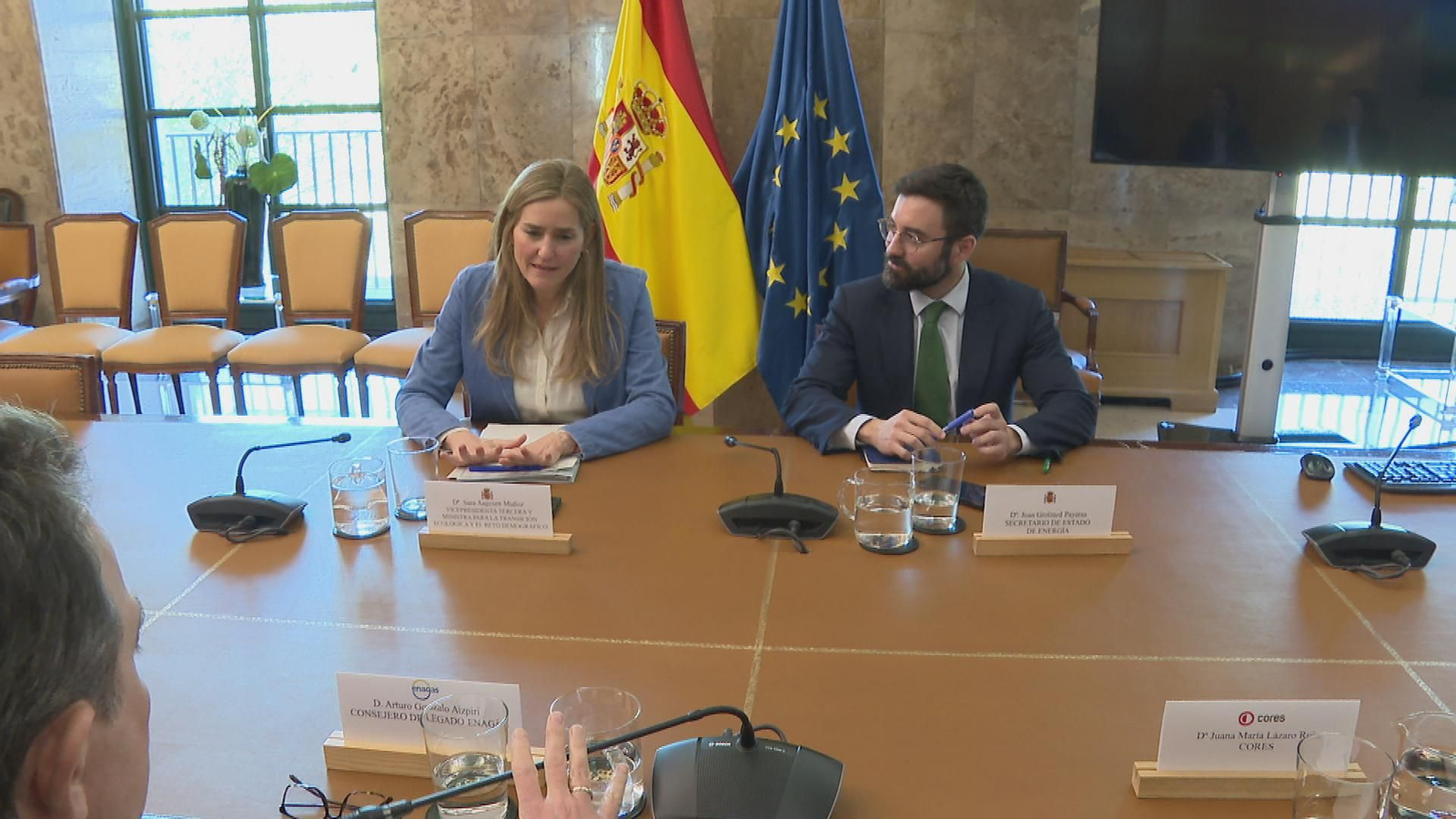 va aagesen con industria petroleo y gas frame 0