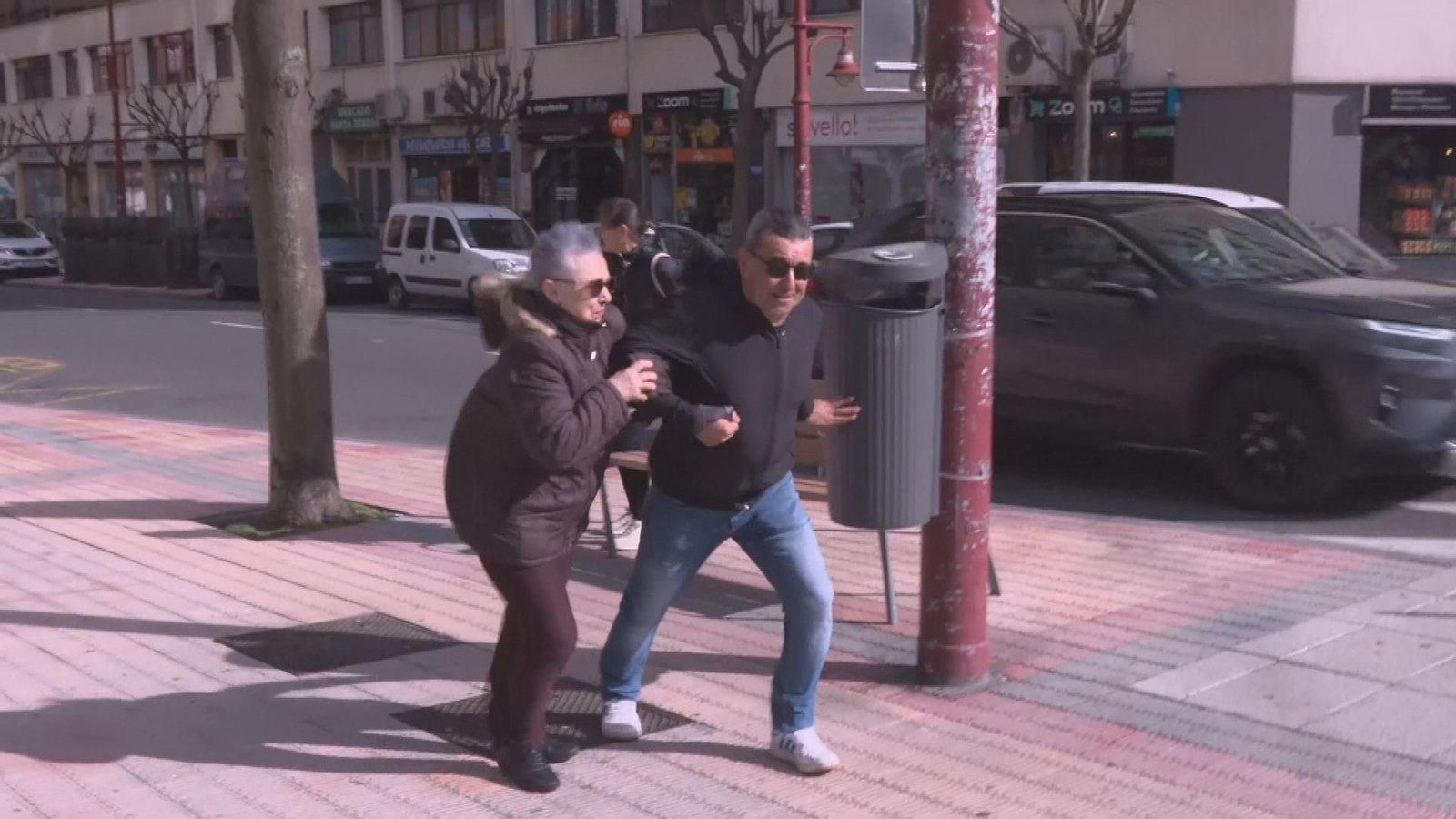 X043 BIZKAIA ALERTA OLEAJE COSTA frame 1298