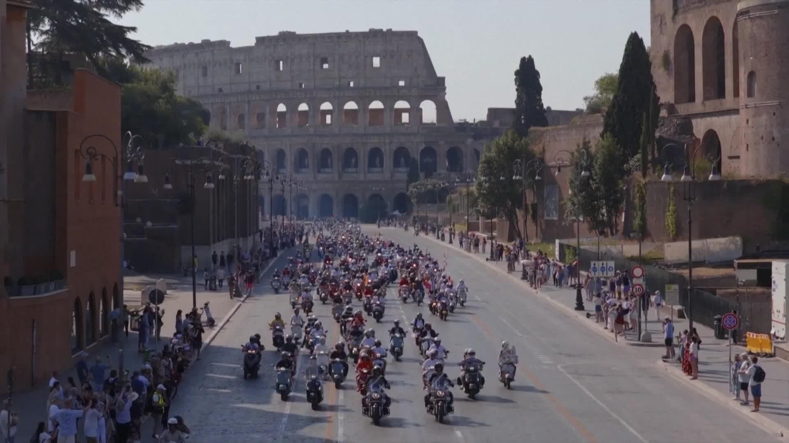 S007-ITALIA ENCUENTRO 80 AÑOS DE VESPA