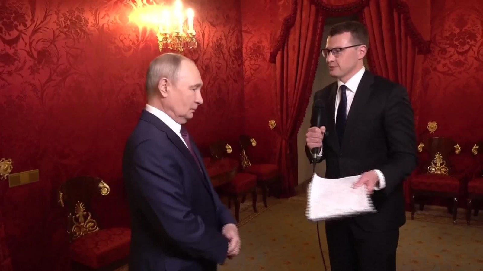 V007-RUSIA PUTIN REUNION UCRANIA