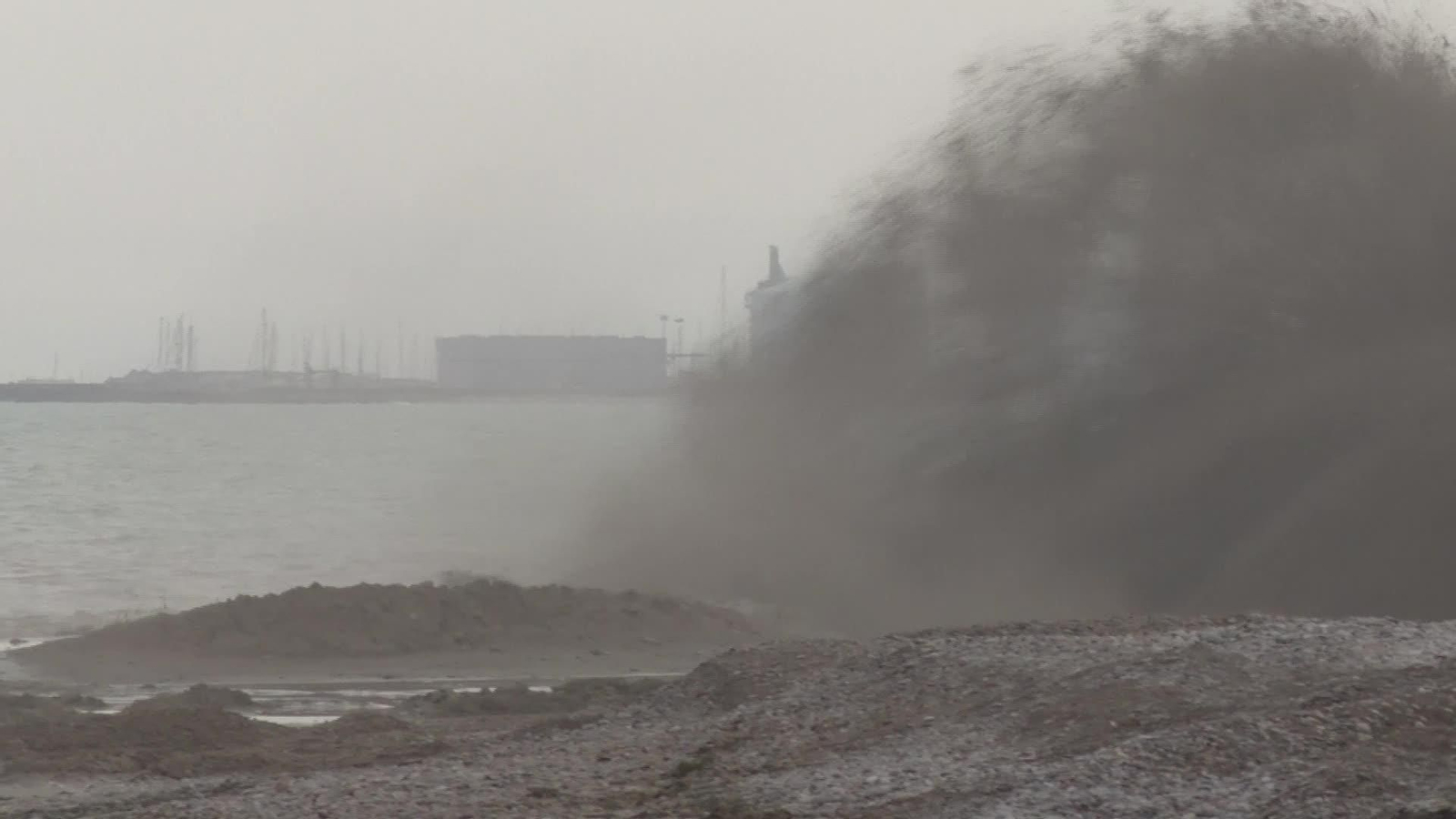 J030-VALENCIA REGENERACION DE PLAYAS