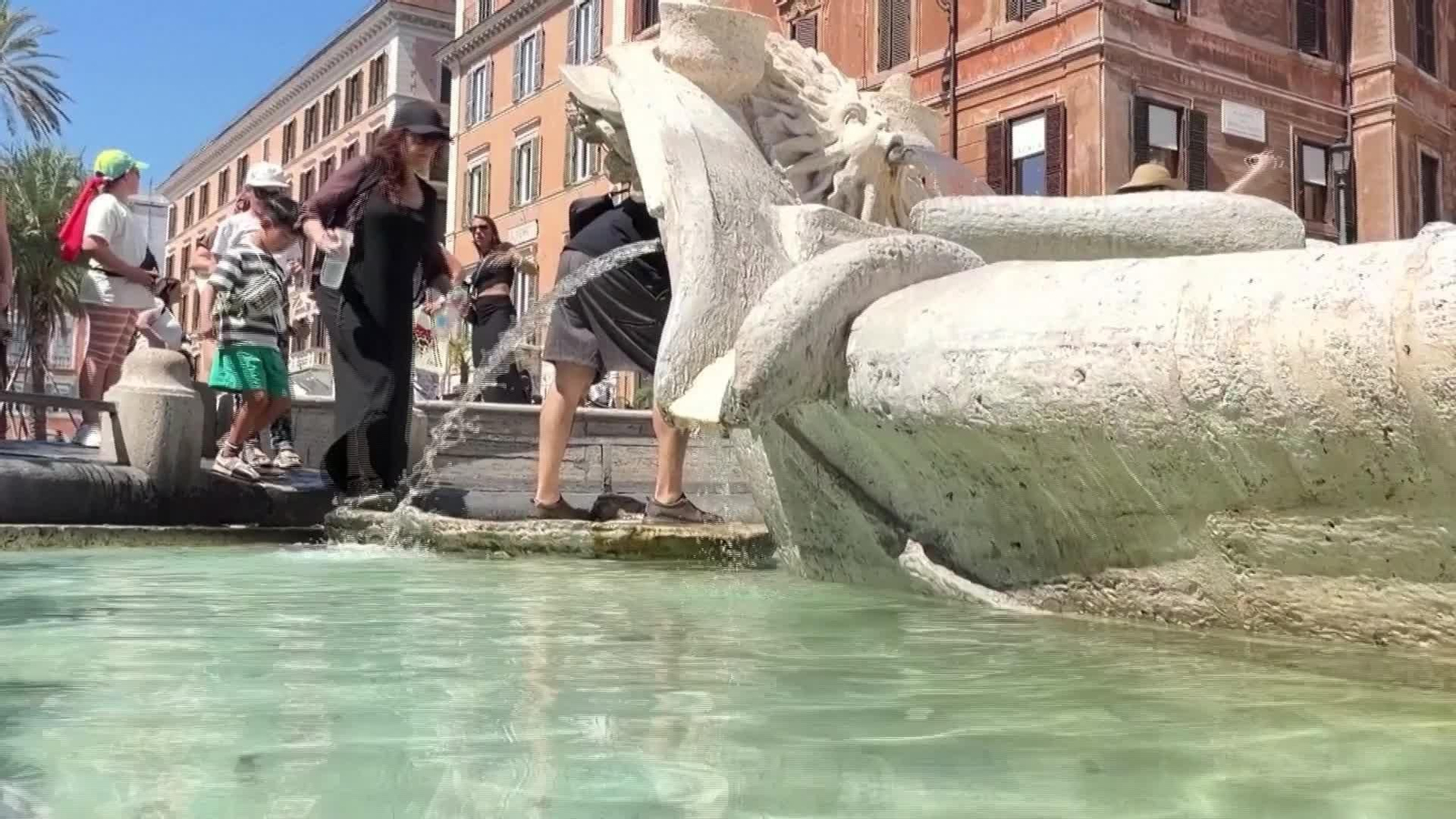 J005-ITALIA OLA DE CALOR