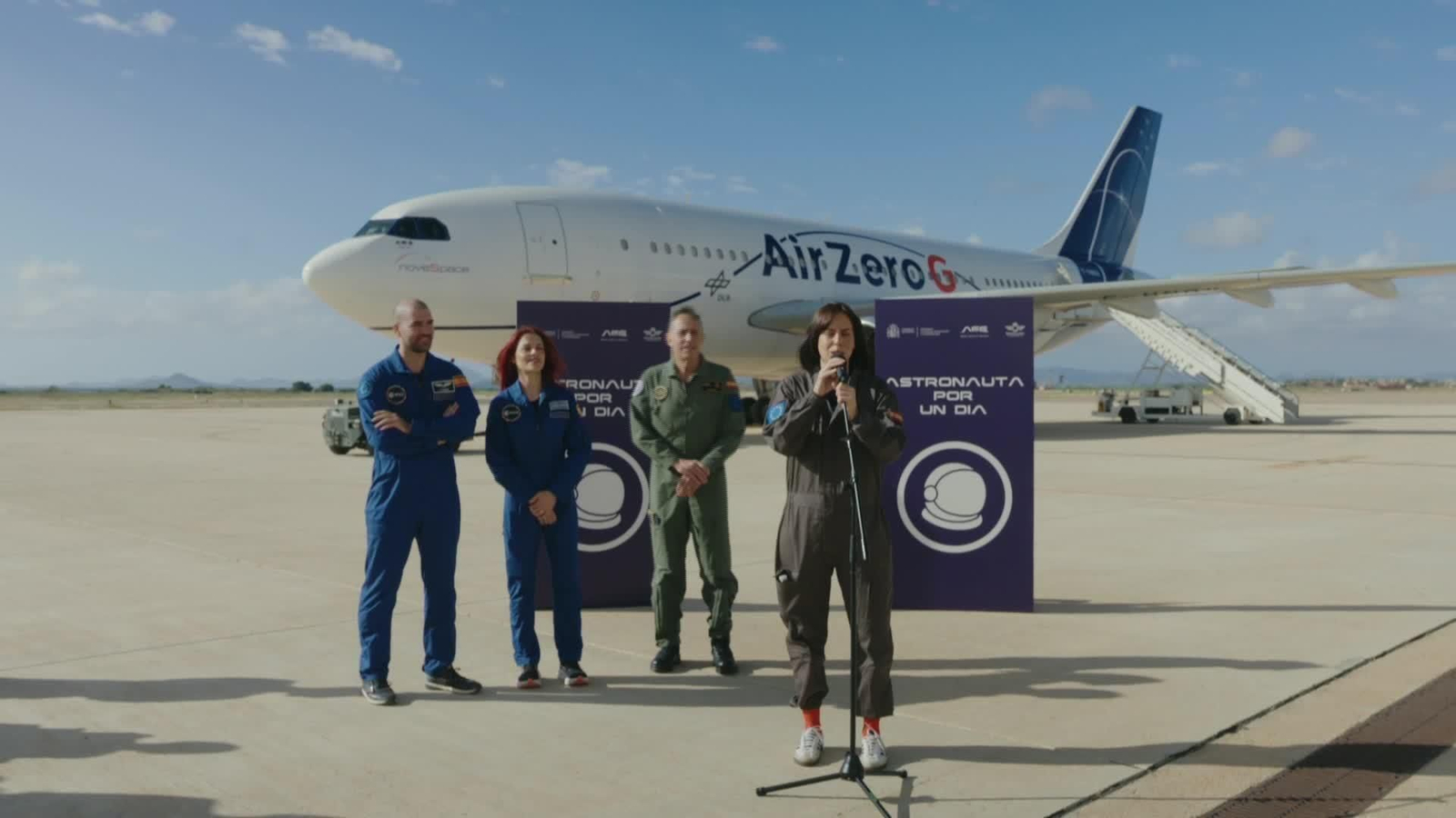 X081-MURCIA DIANA MORANT ASTRONAUTAS EN SAN JAVIER