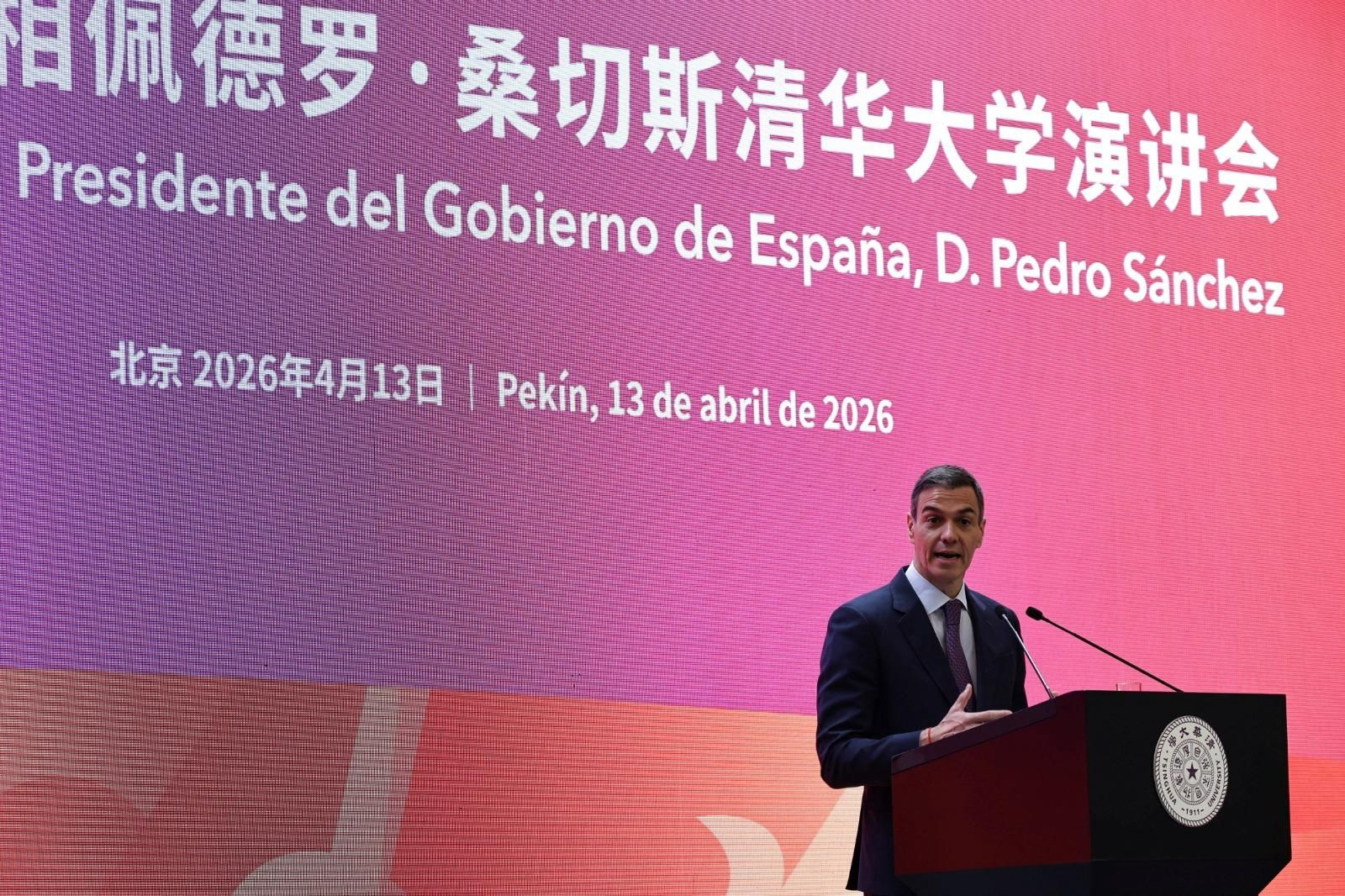Sánchez dice que China "puede hacer más" para que cesen los conflictos en el mundo
