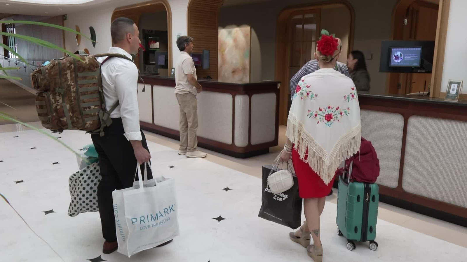 J052-SEVILLA INFLACION HOTELERA