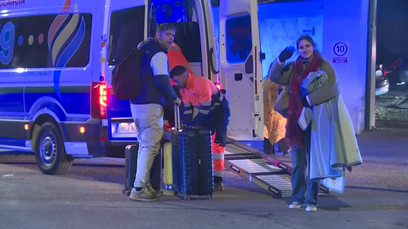 va adamuz primeros momentos