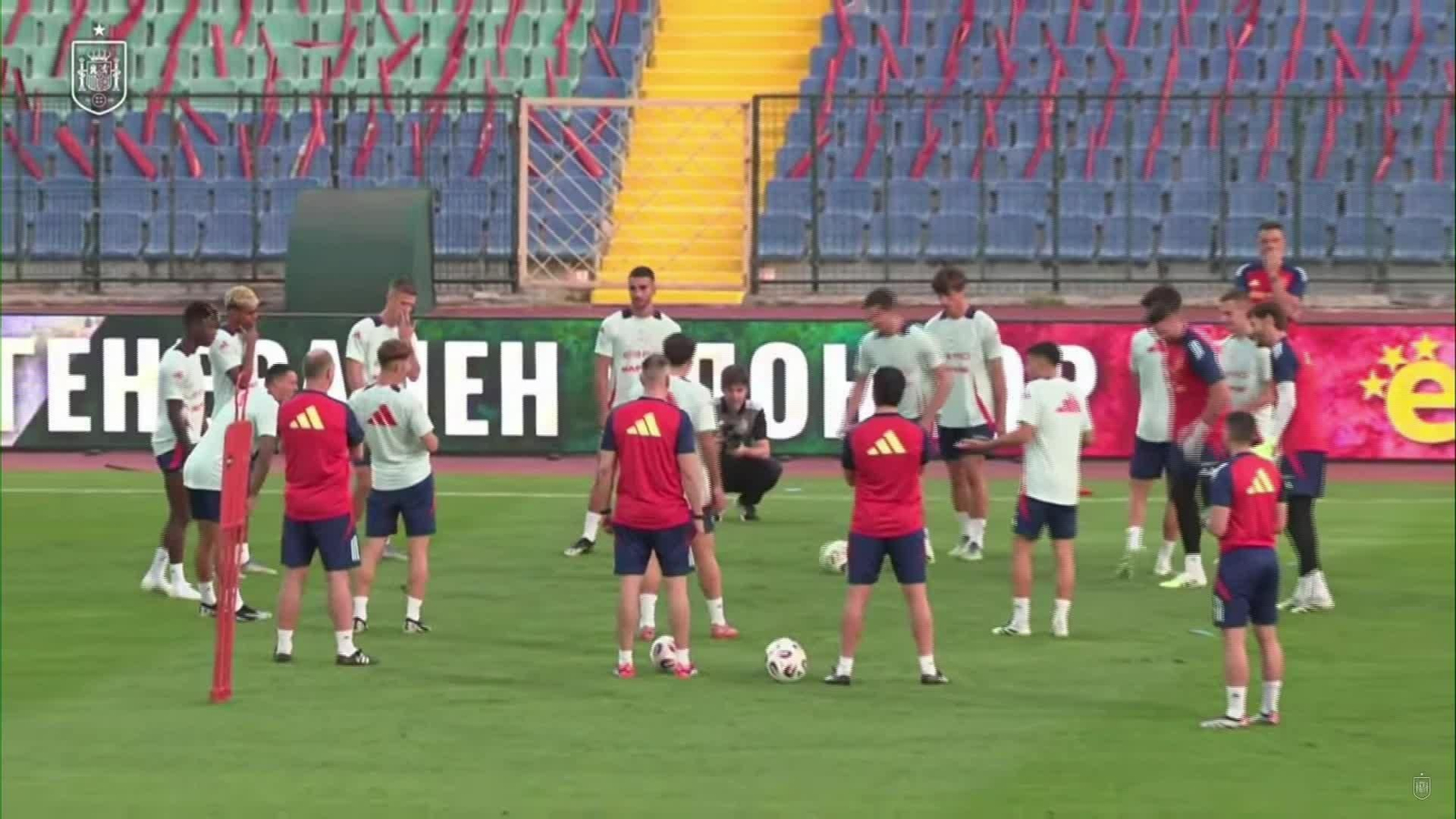 X070-BULGARIA ENTRENAMIENTO SELECCIÓN FÚTBOL