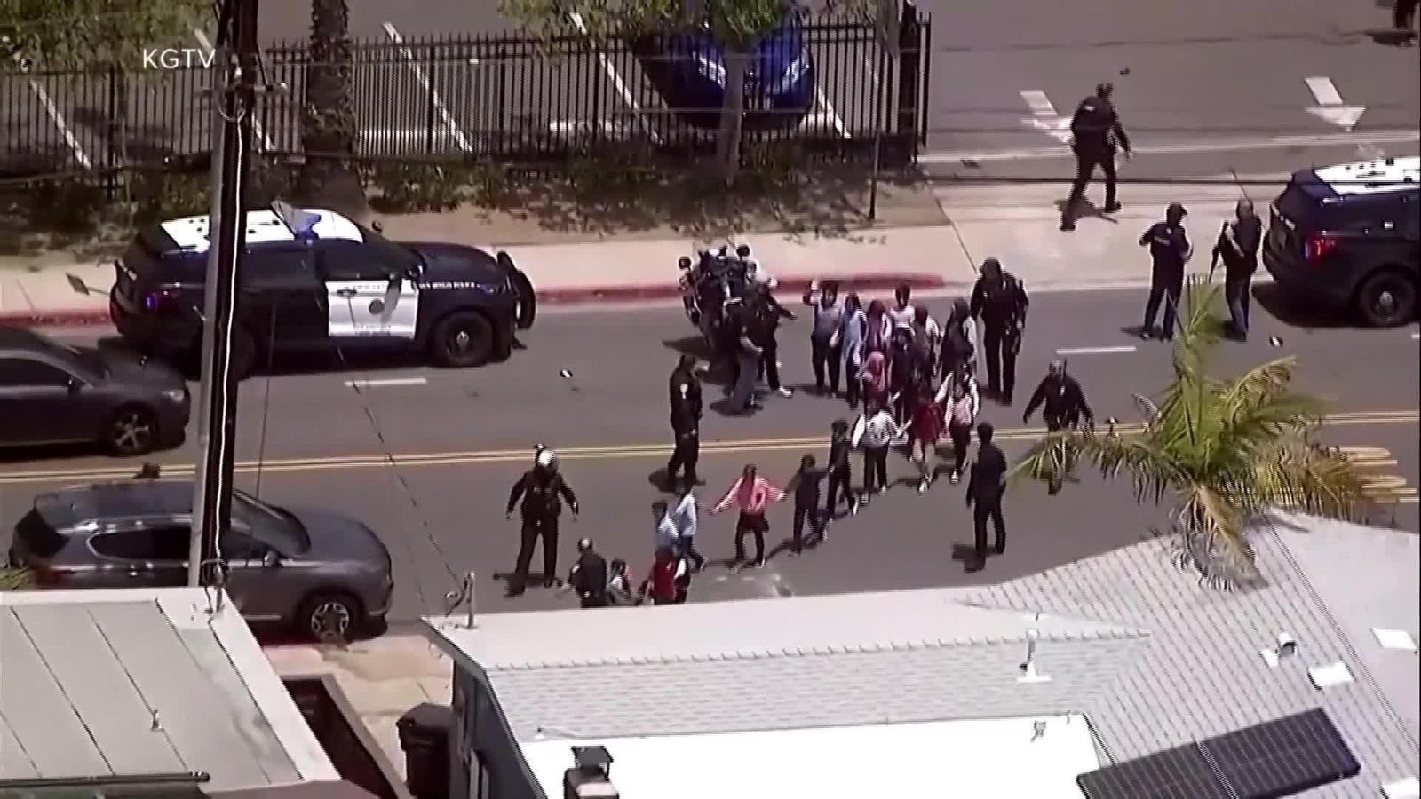 M006-EEUU MATANZA SAN DIEGO 2
