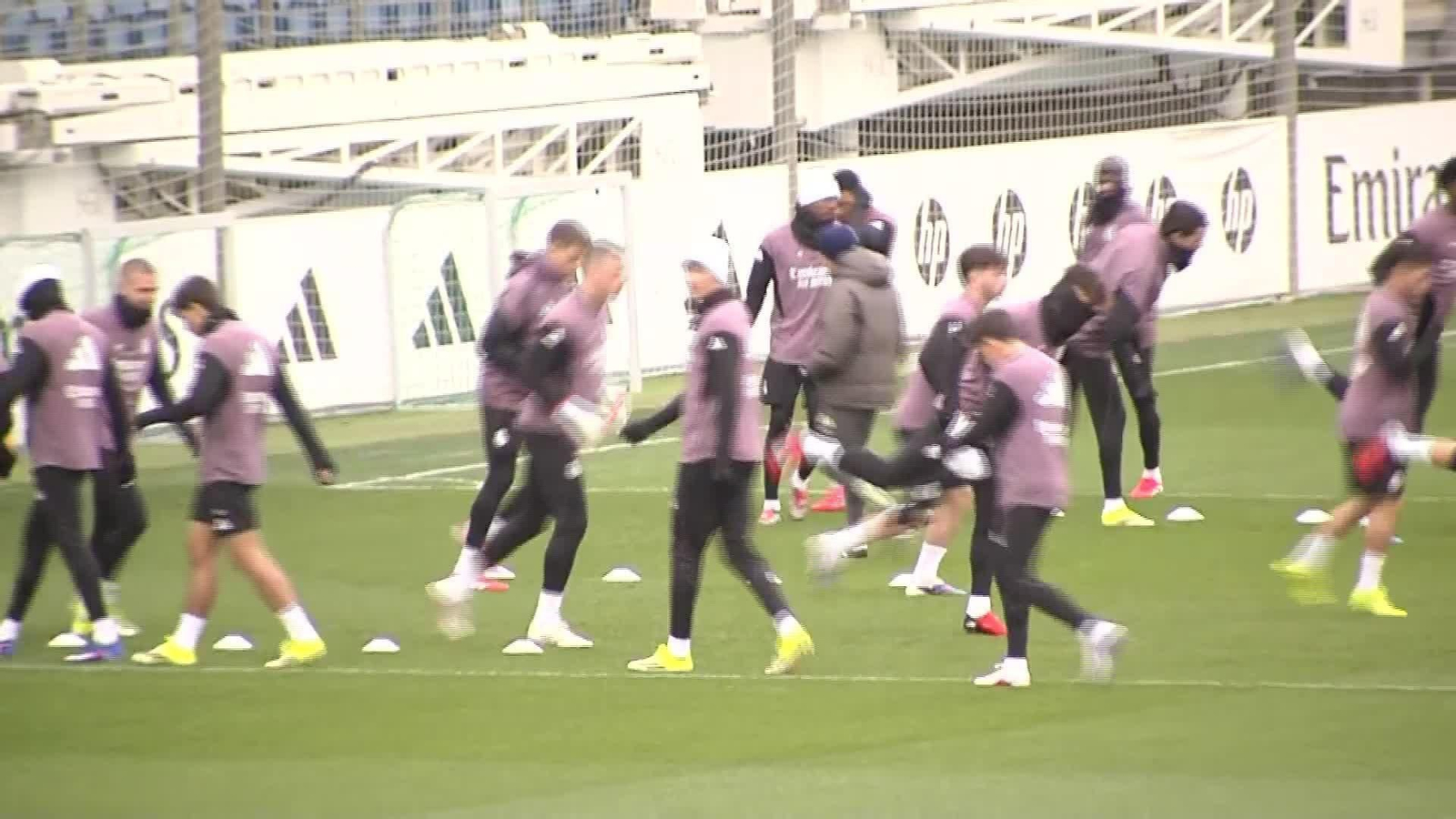 S016-MADRID ENTRENAMIENTO REAL MADRID