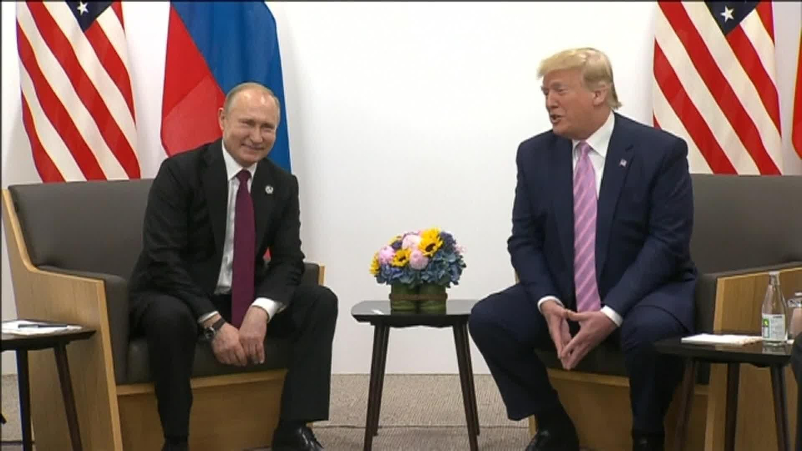 web trump vs putin