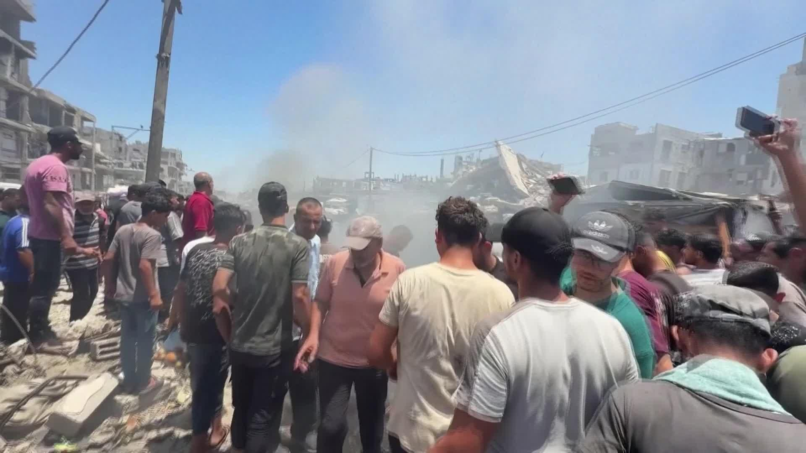 L062-GAZA 14 HERIDOS EN ATAQUE ISRAELI CONTRA HAMAS