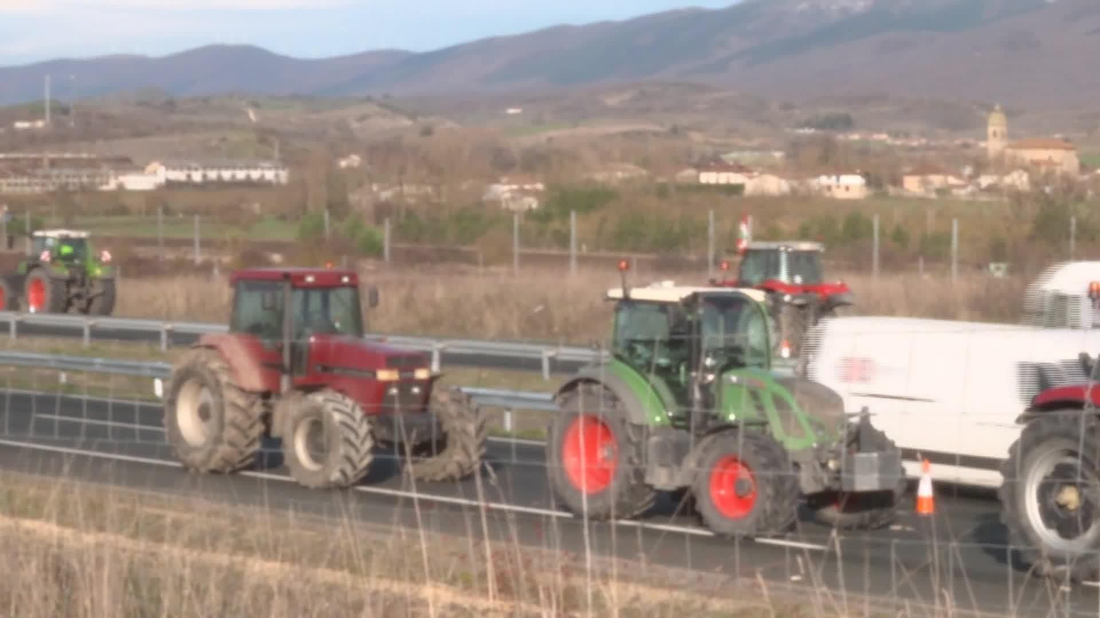 M018-VITORIA TRACTORADA A1