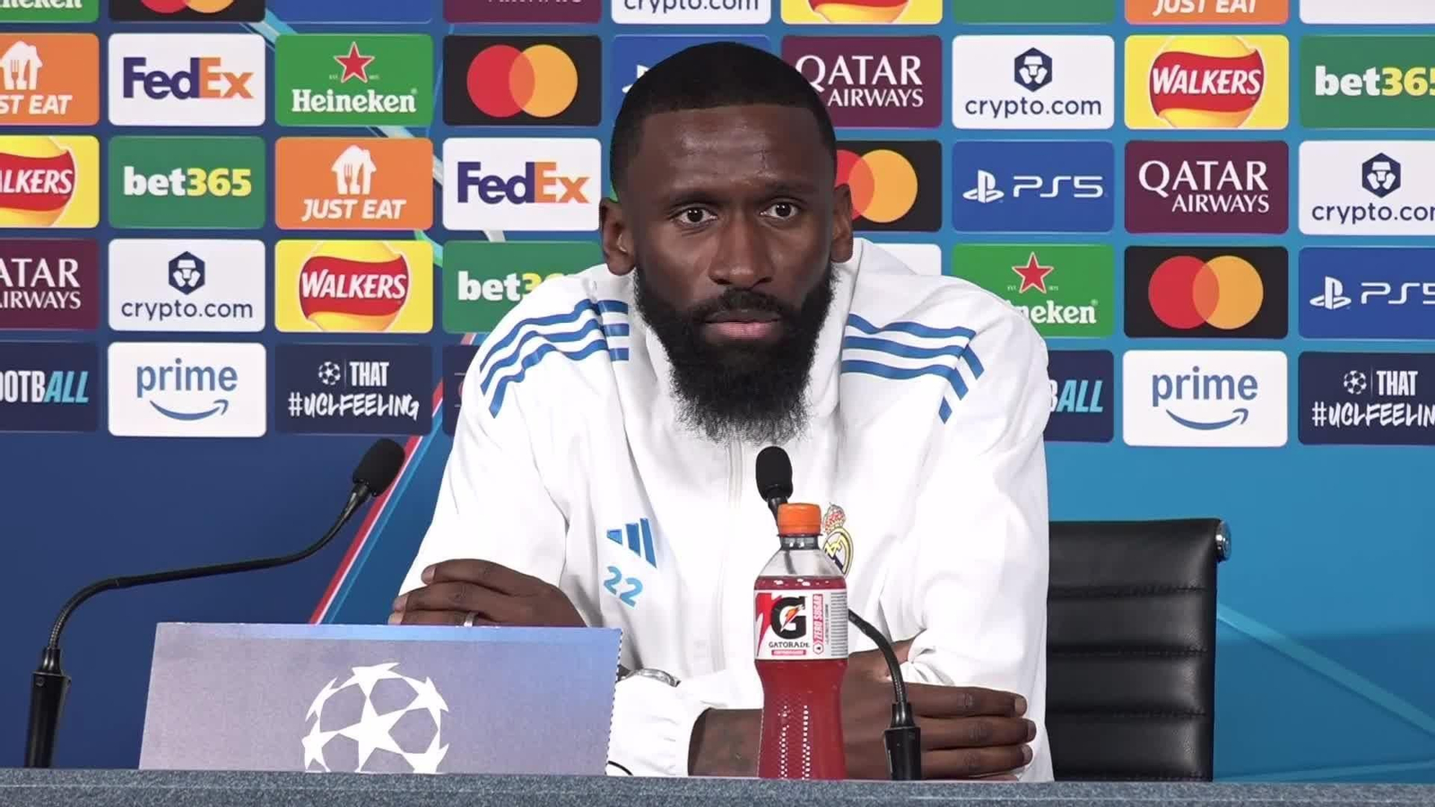 L086-MANCHESTER RP REAL MADRID