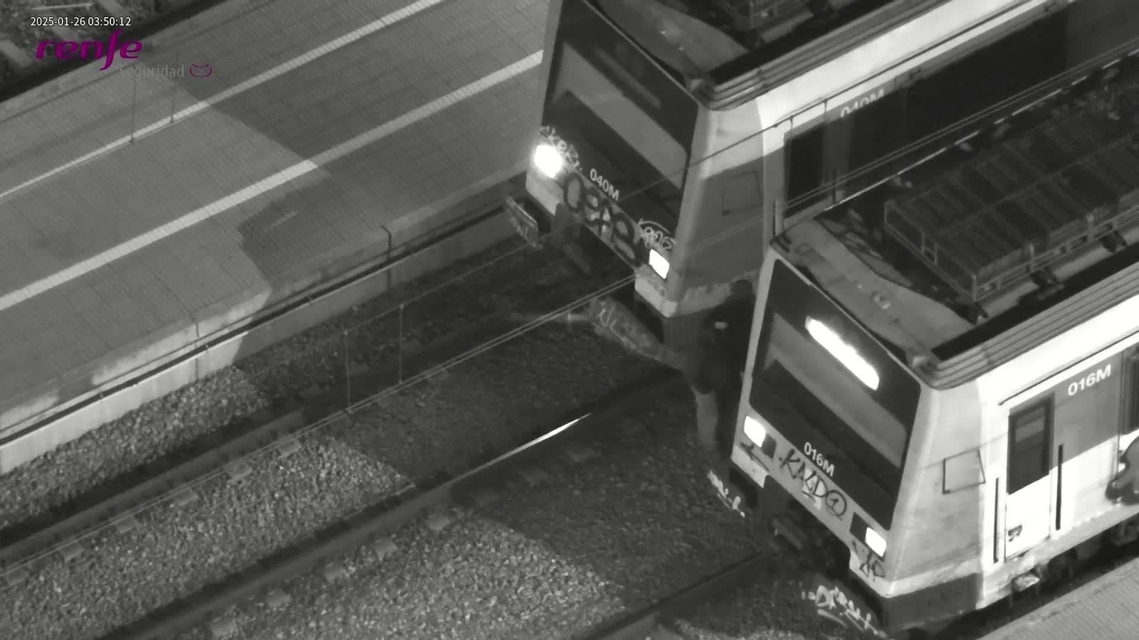 M002-EDI BARCELONA LIMPIEZA GRAFITIS VAGONES METRO