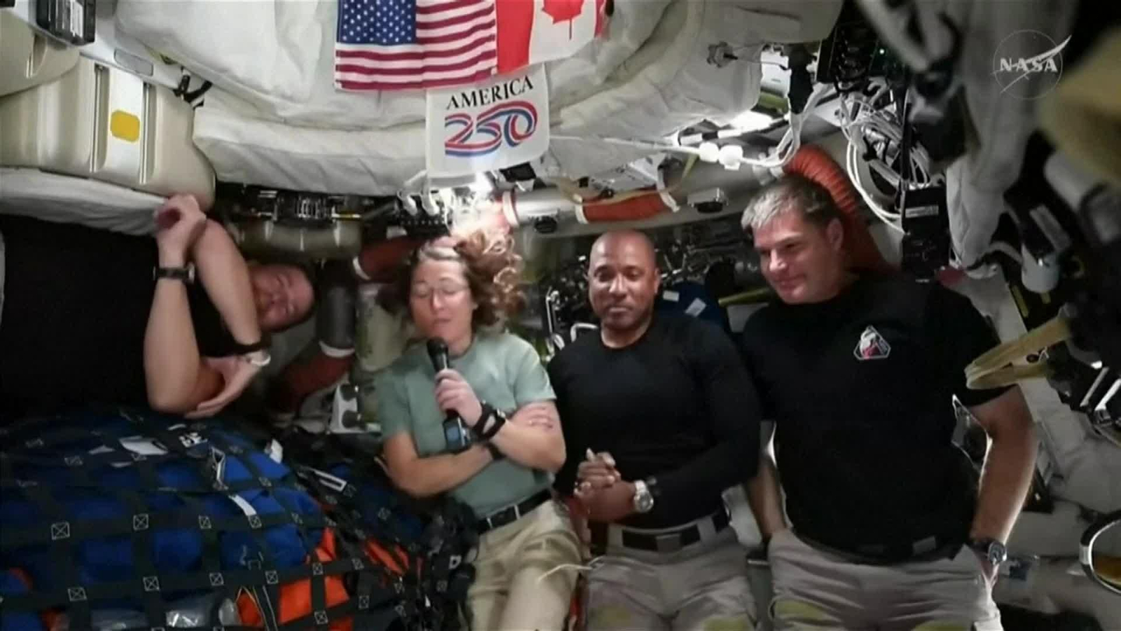 J007-ESPACIO ASTRONAUTAS ARTEMIS II