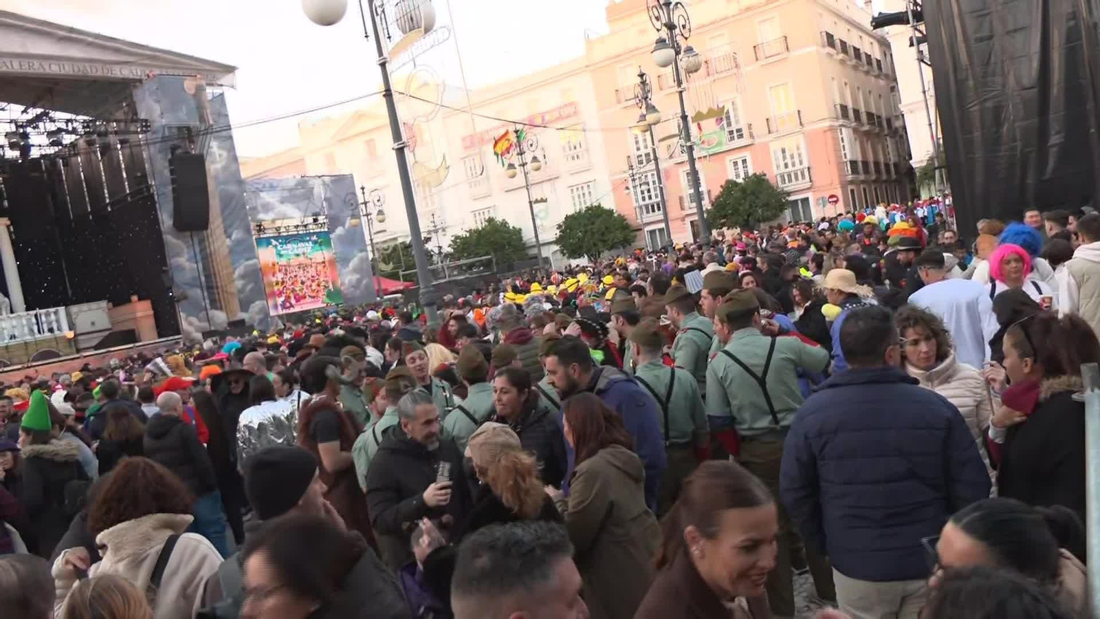 S045-CADIZ CELEBRACION CARNAVAL DE CADIZ