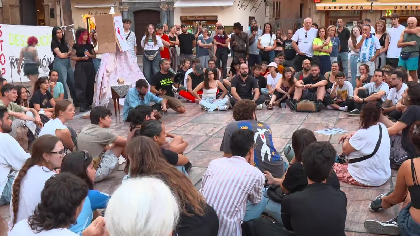 X077-MALAGA ACAMPADA TARDE