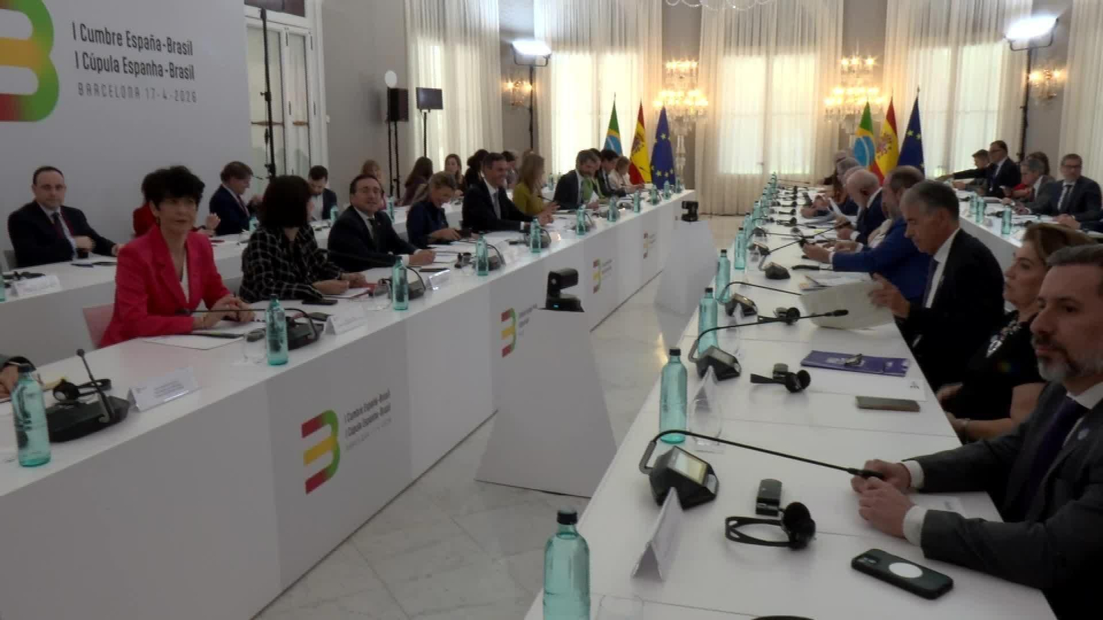 V017-BARCELONA SESION PLENARIA CUMBRE ESPAÑA-BRASIL