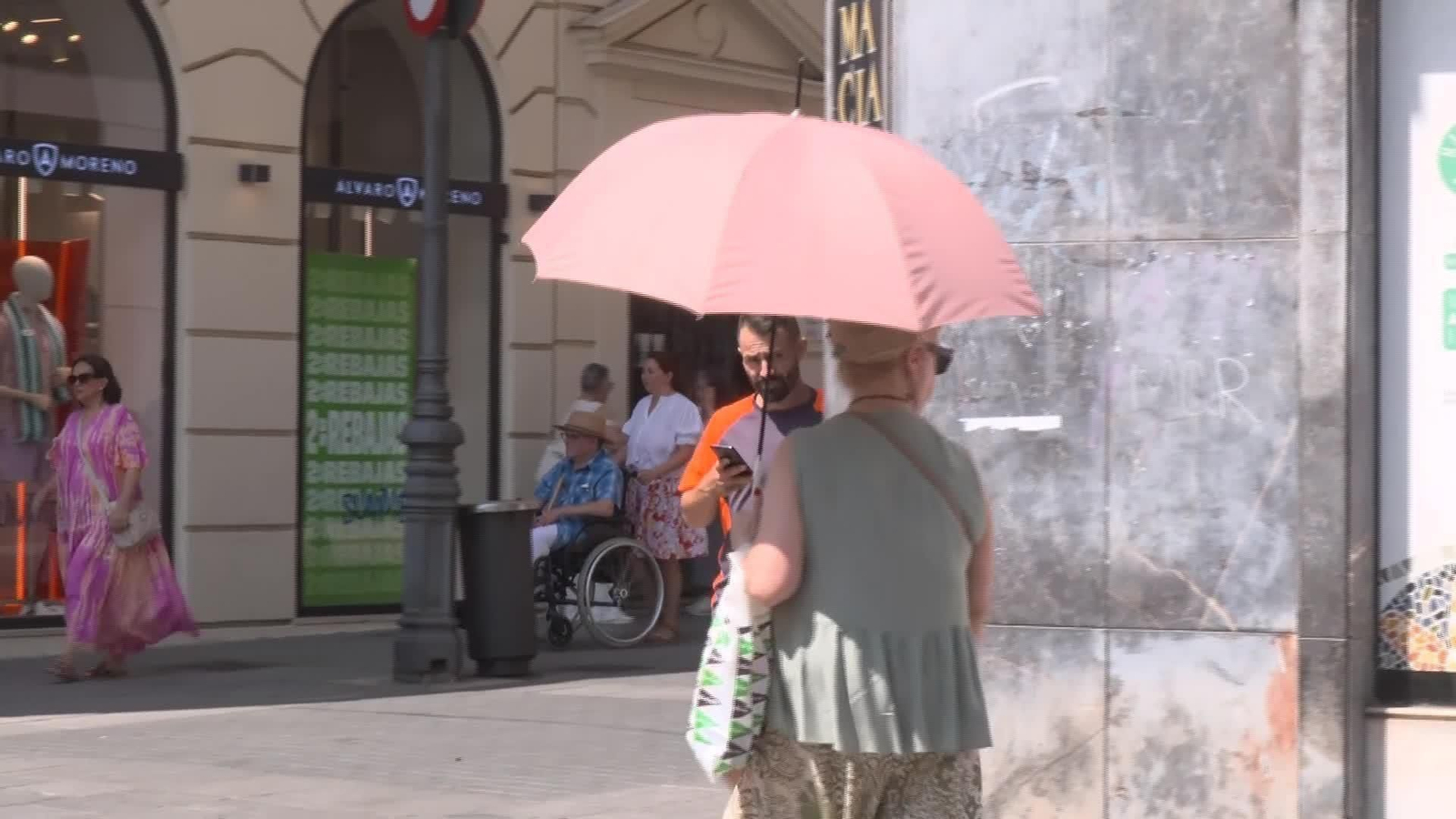X051-EDI VARIOS CUARTA OLA DE CALOR