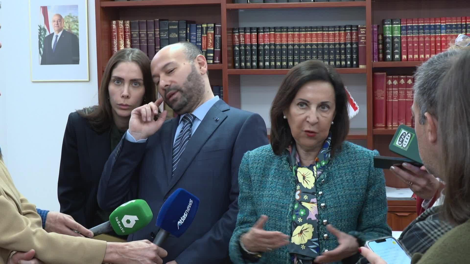 va robles casco azul español