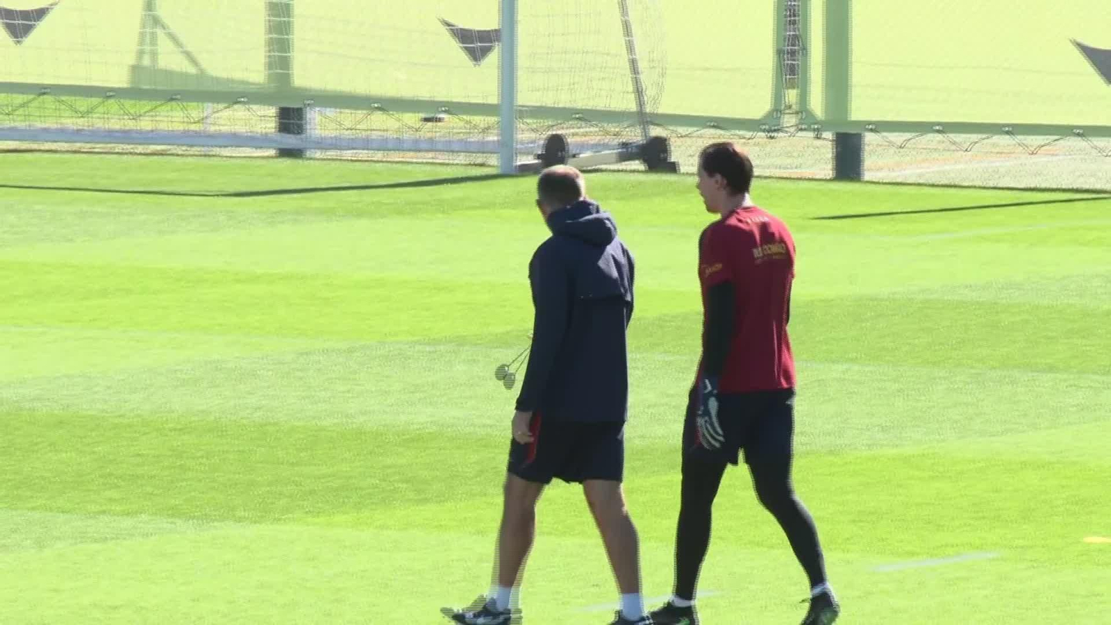 V018-BARCELONA ENTRENAMIENTO BARÇA