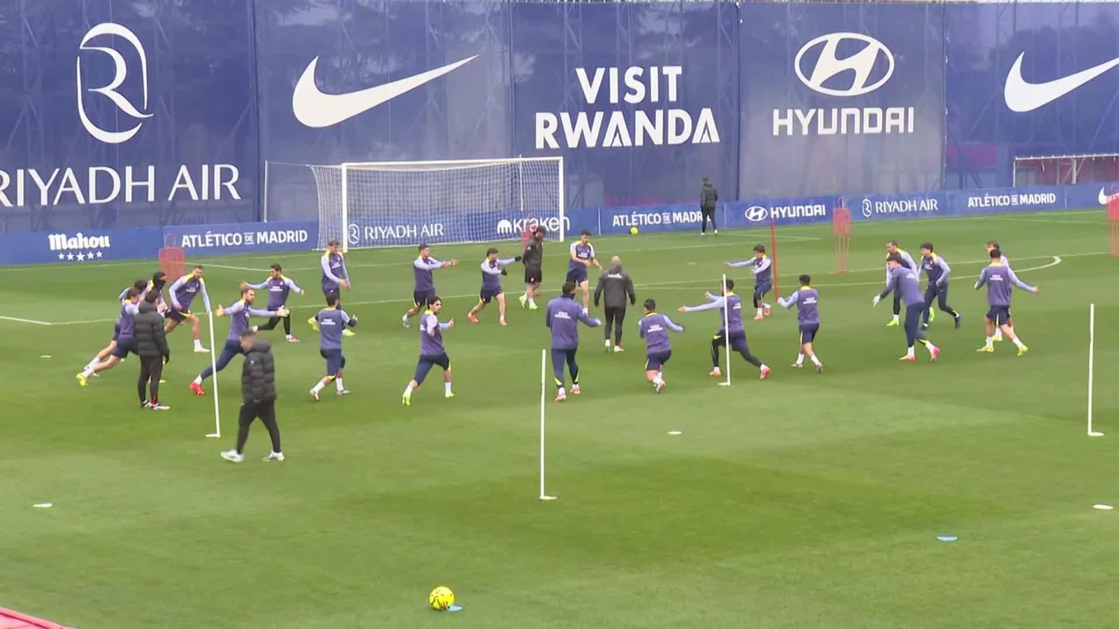 V032-MADRID ENTRENAMIENTO ATLETICO