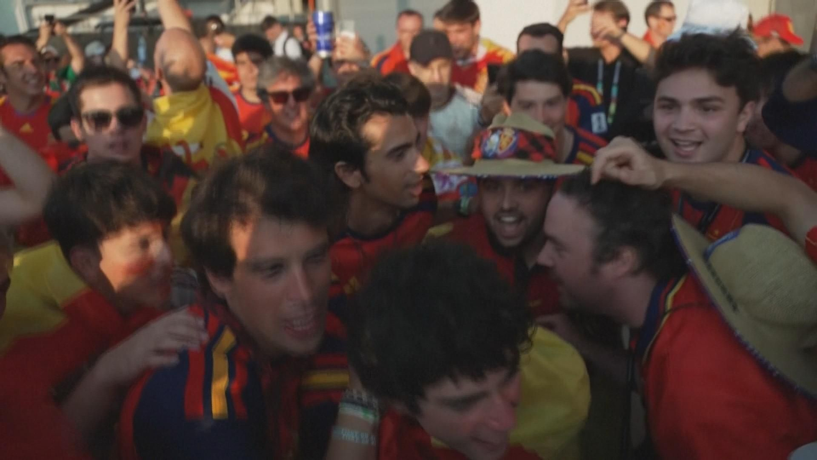 La afición española celebra un título para la historia