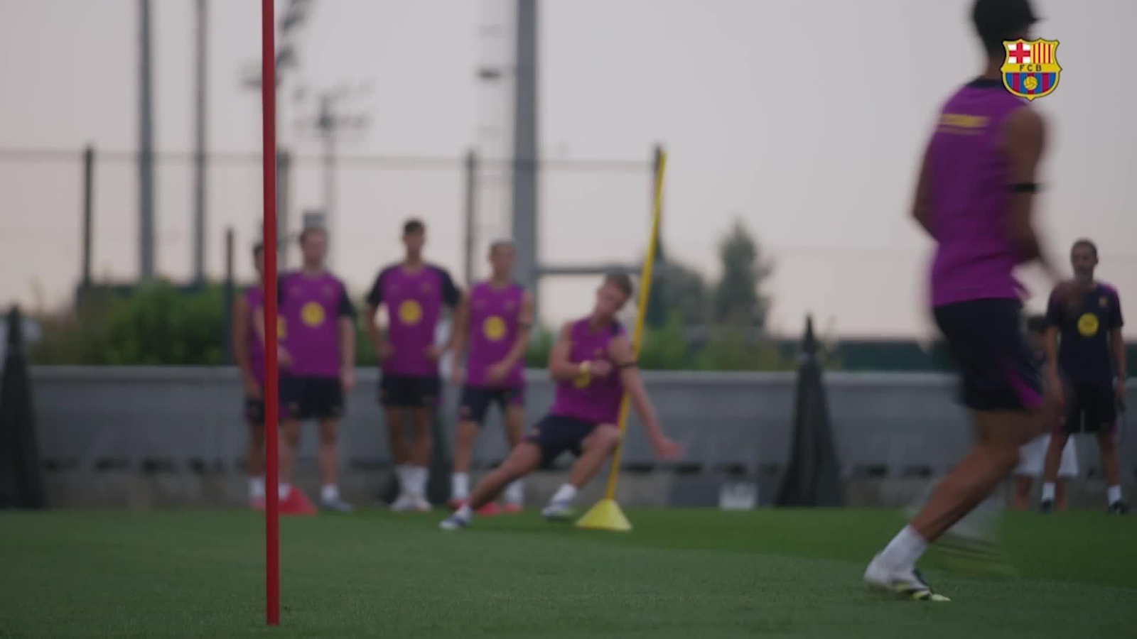 J037-BARCELONA ENTRENO FC BARCELONA
