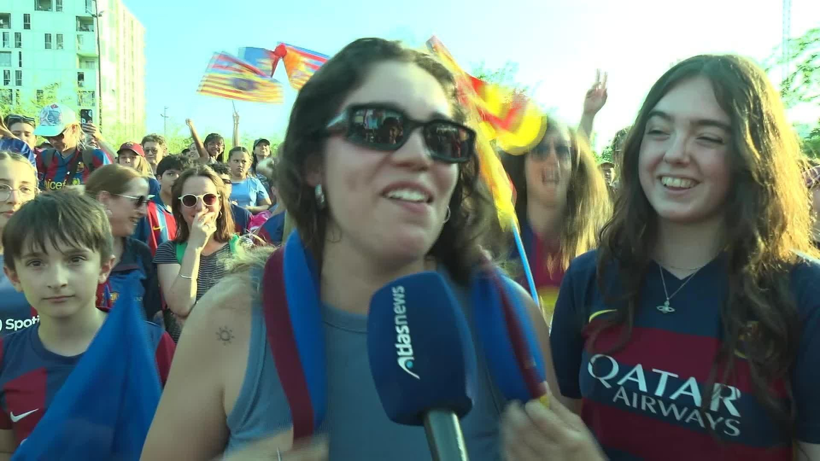 S043-BARCELONA PANTALLA GIGANTE CHAMPIONS 2