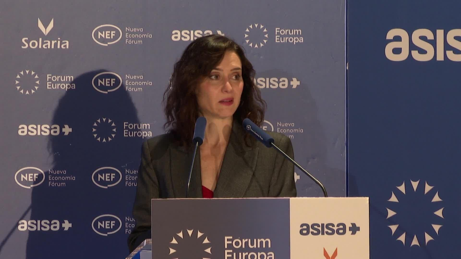 va ayuso en desayuno