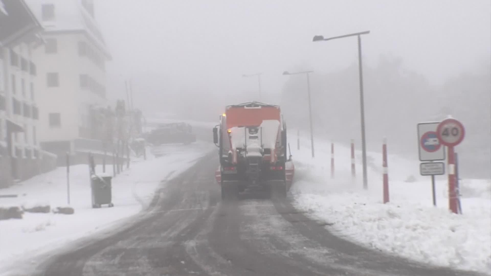 V011-ASTURIAS NIEVE PAJARES AYER